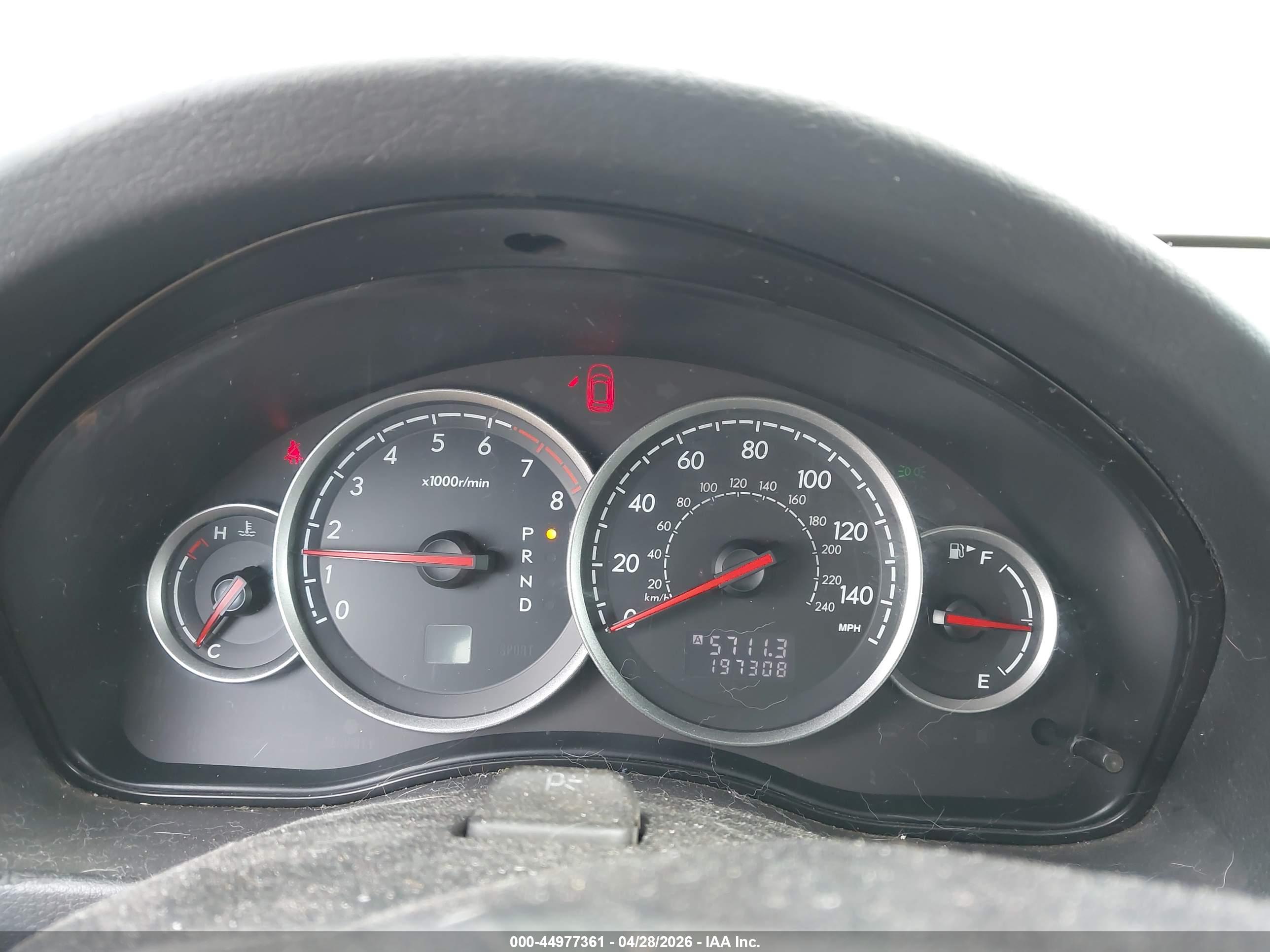 SUBARU OUTBACK image 7