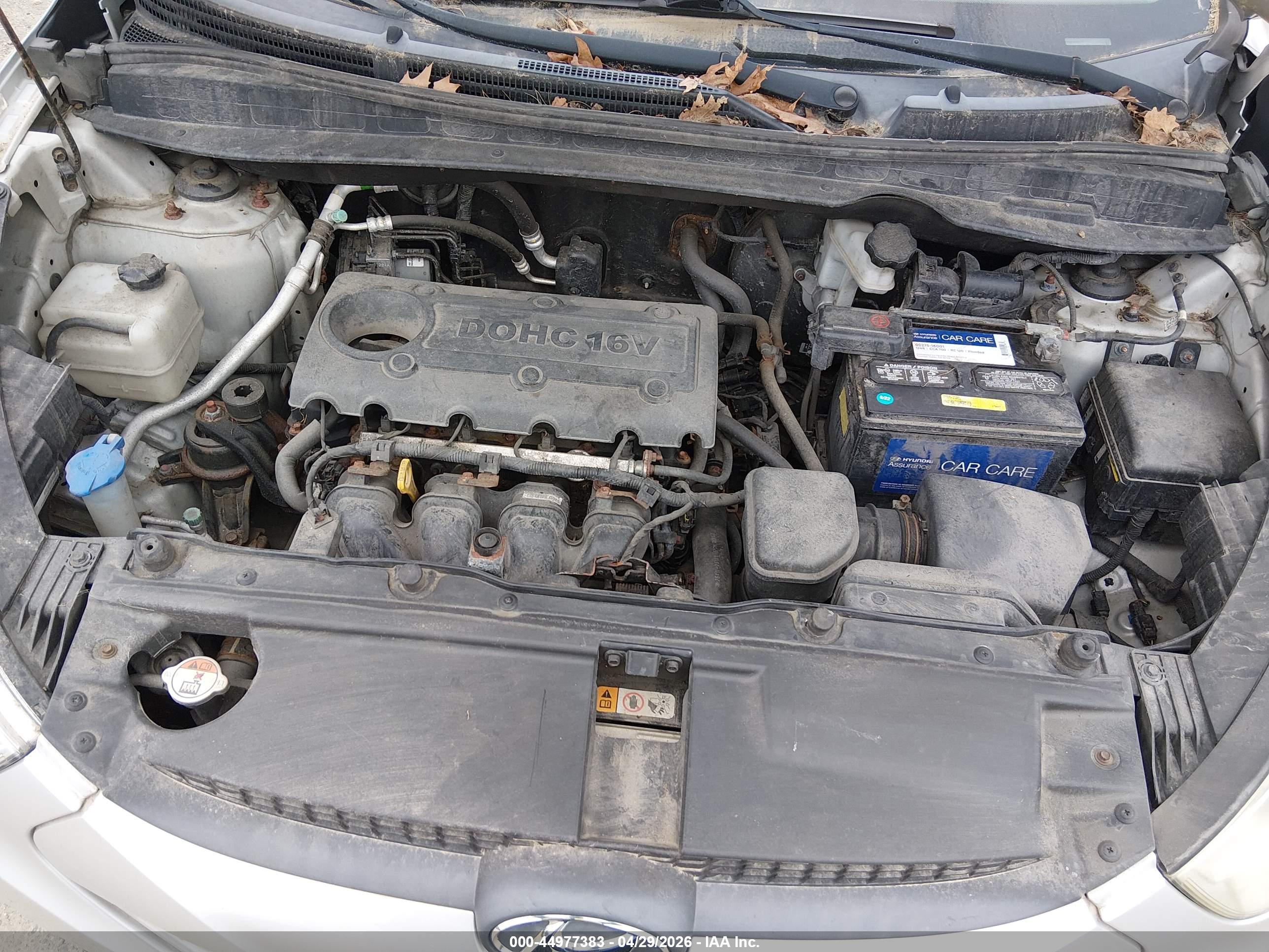 HYUNDAI TUCSON image 10