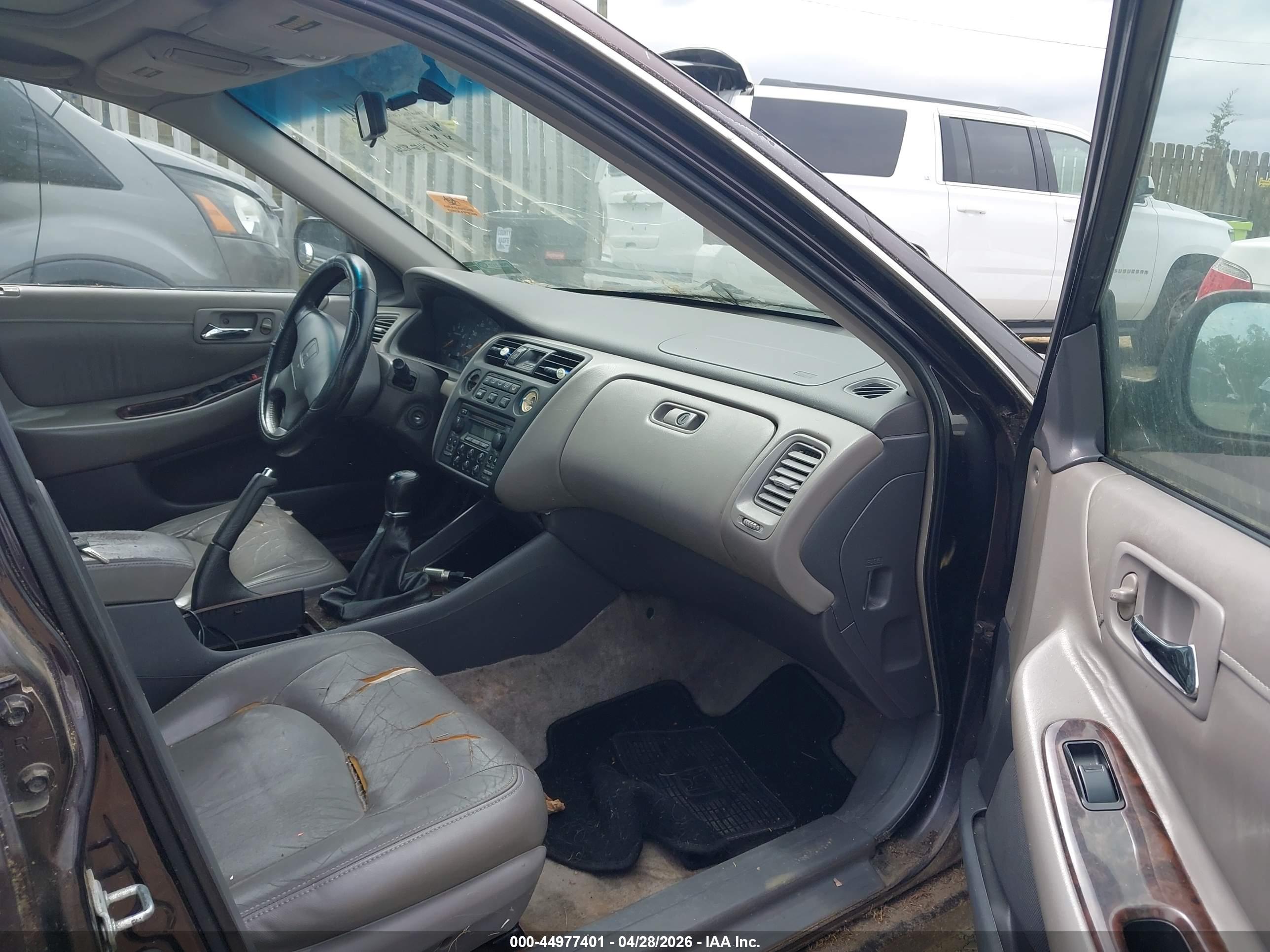 HONDA ACCORD image 5