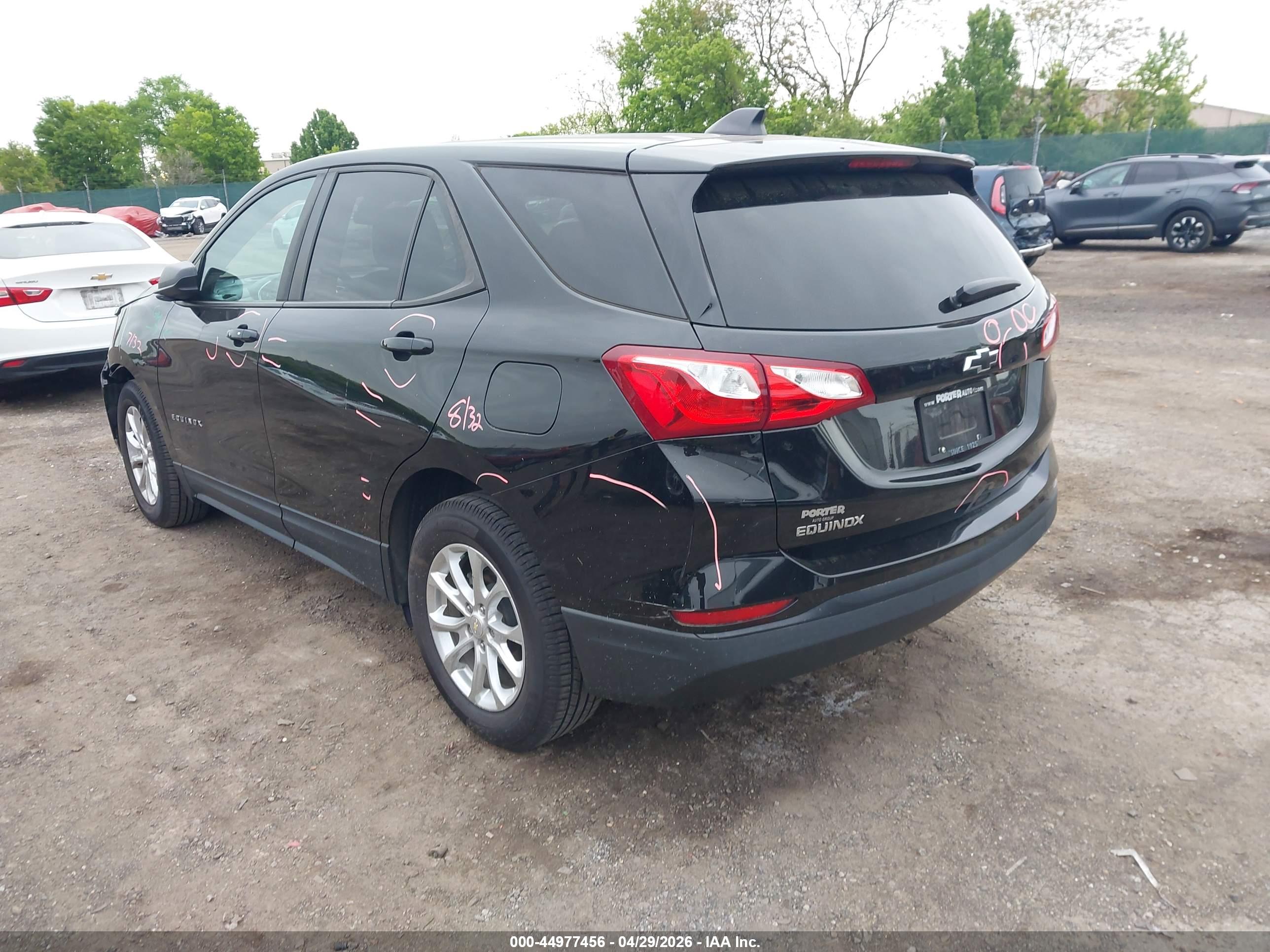 CHEVROLET EQUINOX image 3