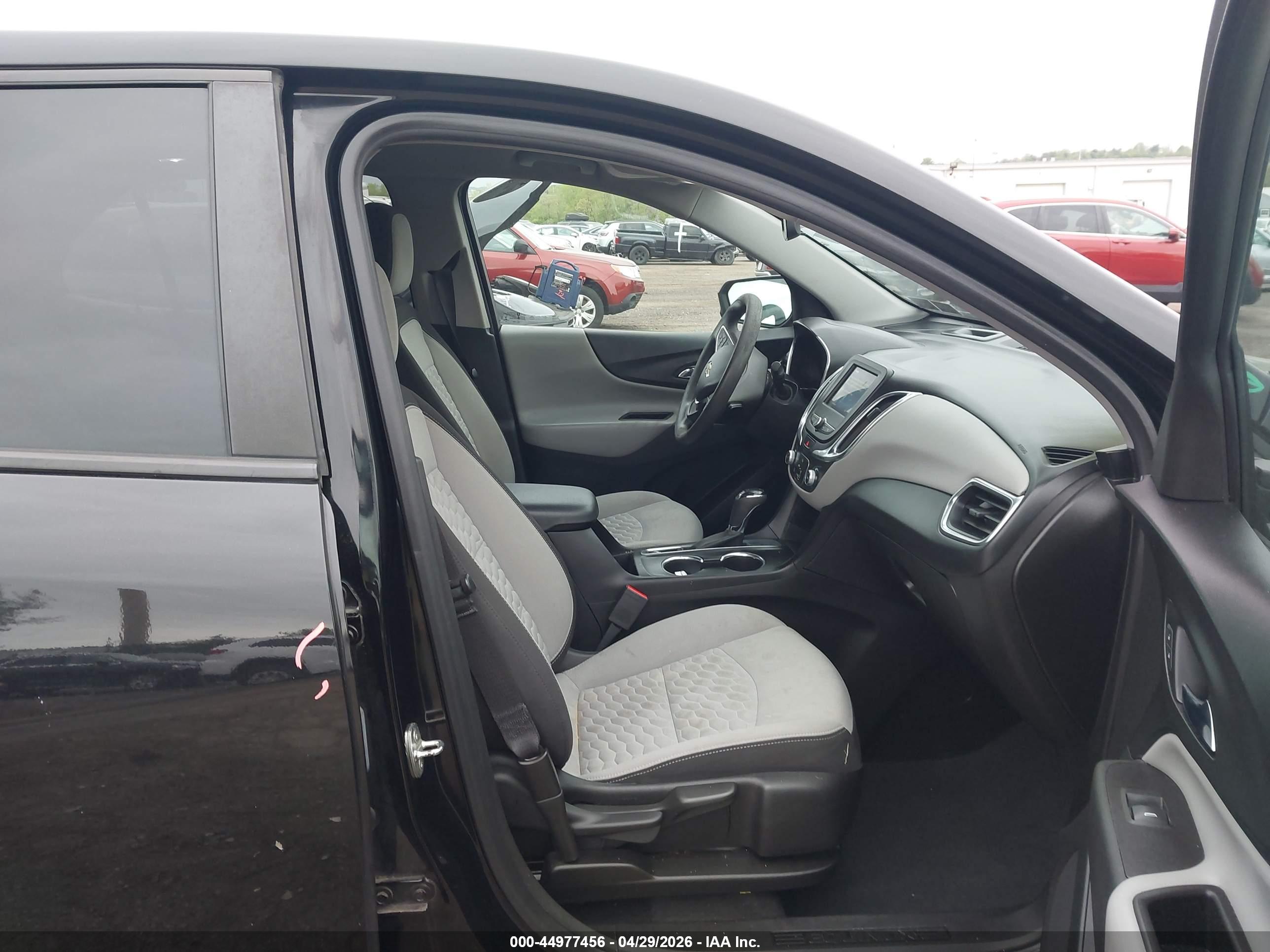 CHEVROLET EQUINOX image 5