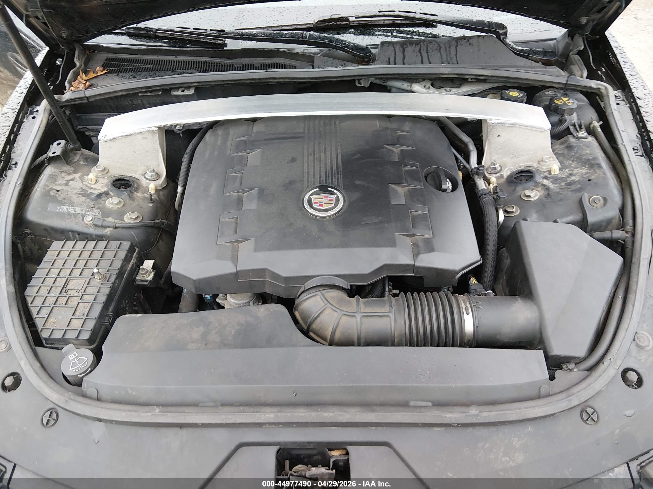 CADILLAC CTS image 10