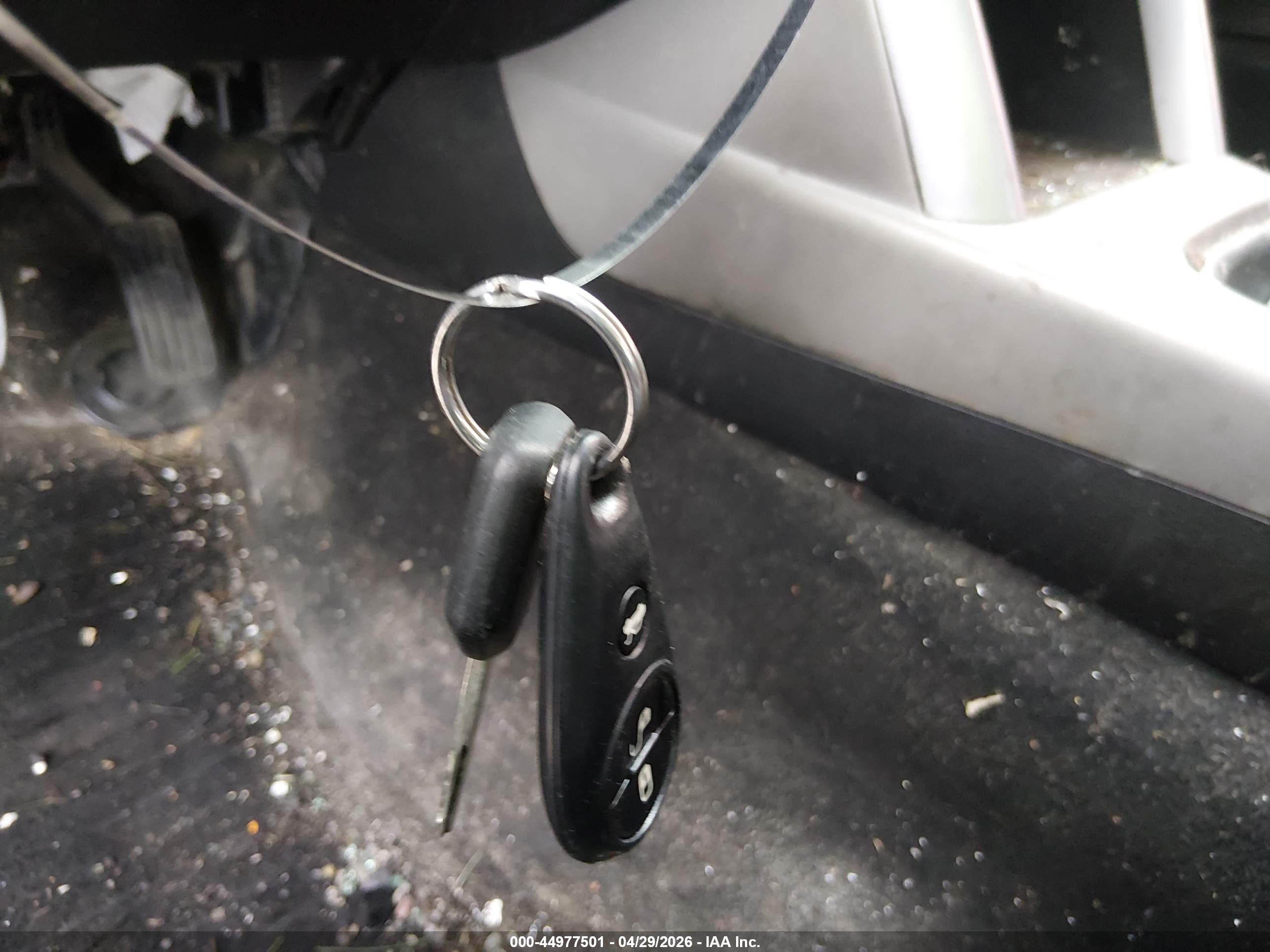 SUBARU FORESTER image 11
