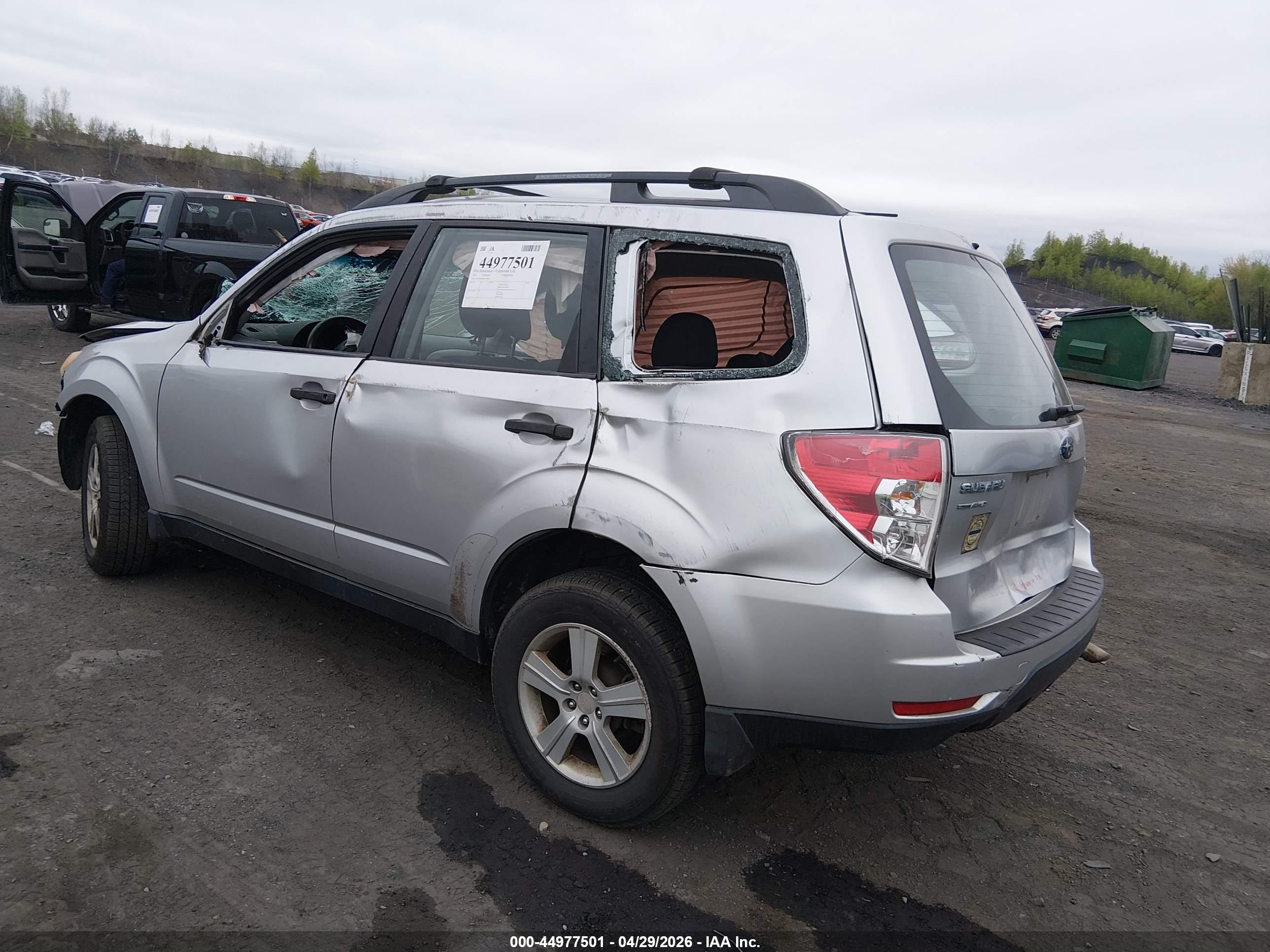 SUBARU FORESTER image 3