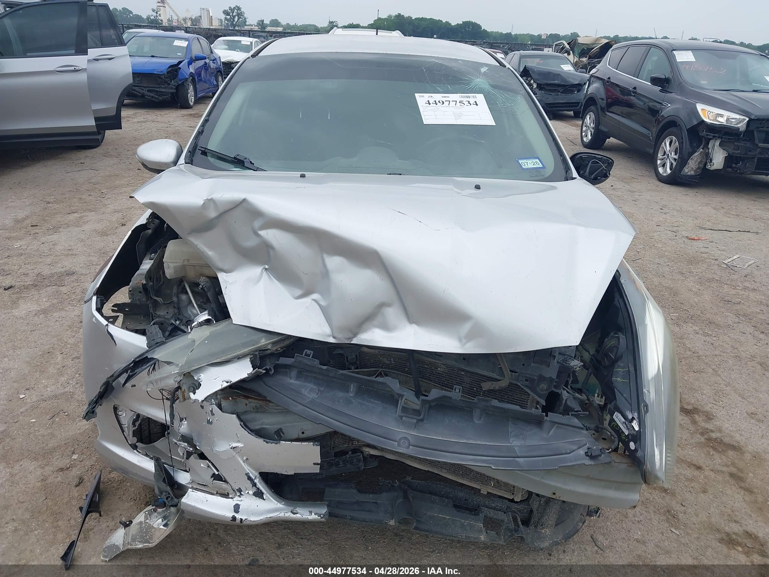 FORD FIESTA image 6