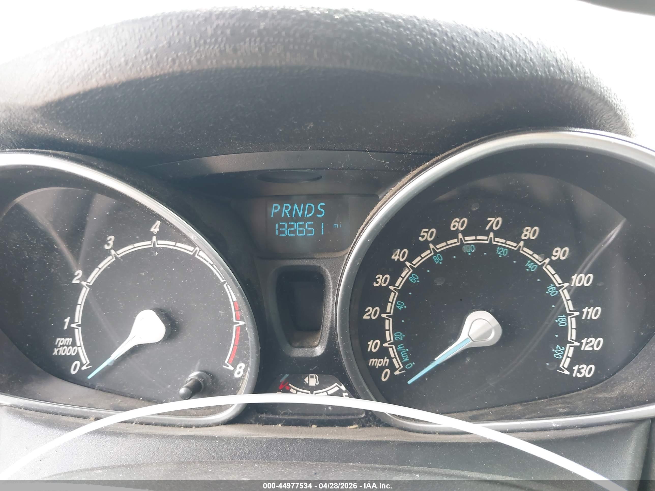 FORD FIESTA image 7