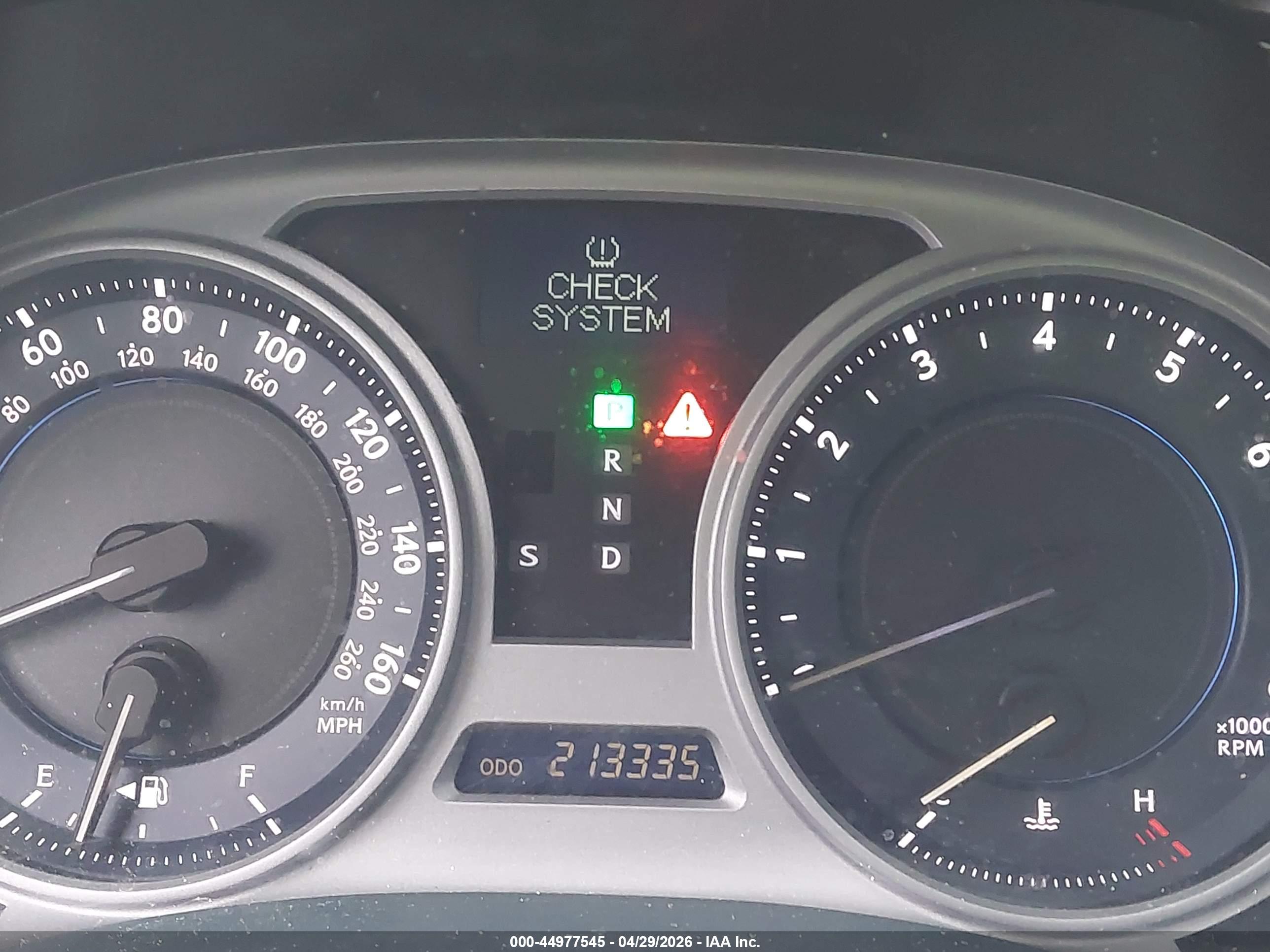 LEXUS IS image 7