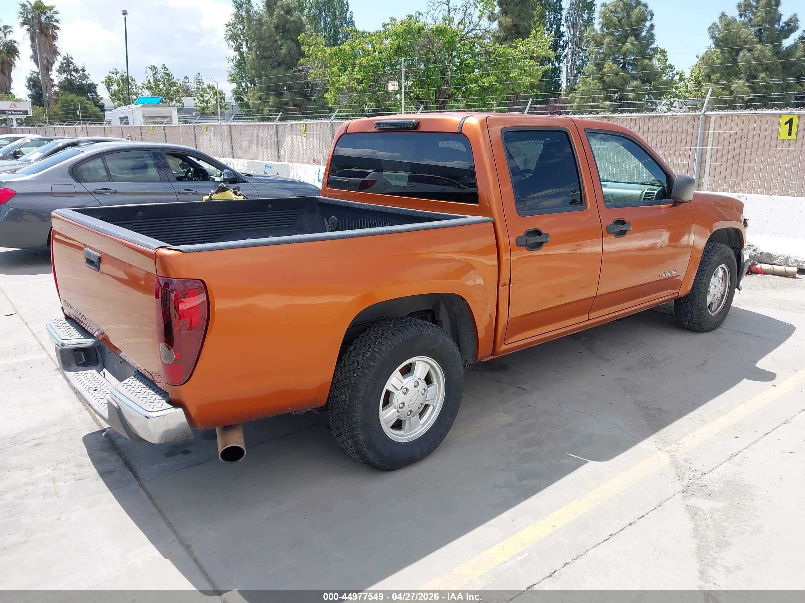 CHEVROLET COLORADO image 4