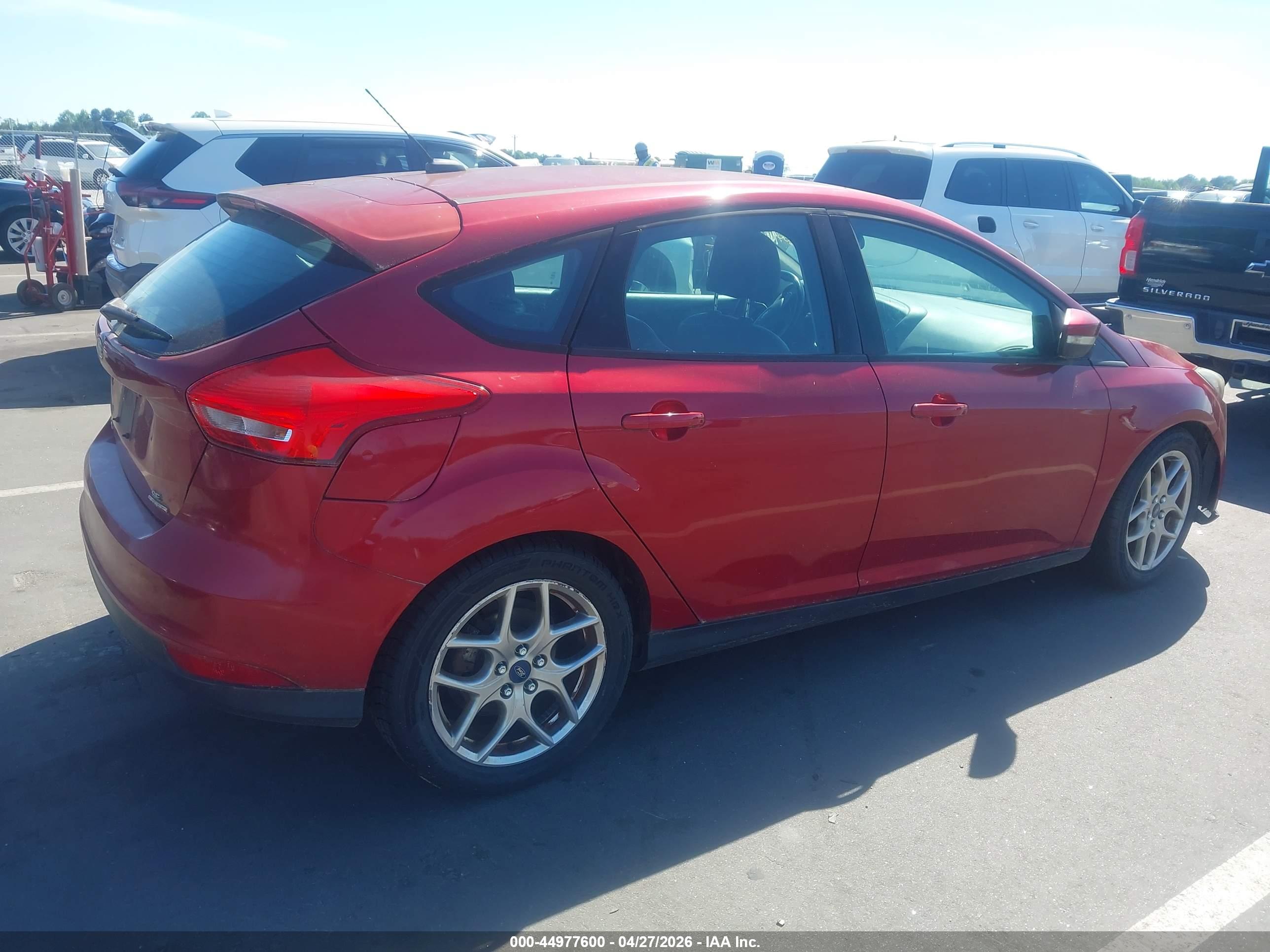 FORD FOCUS image 4