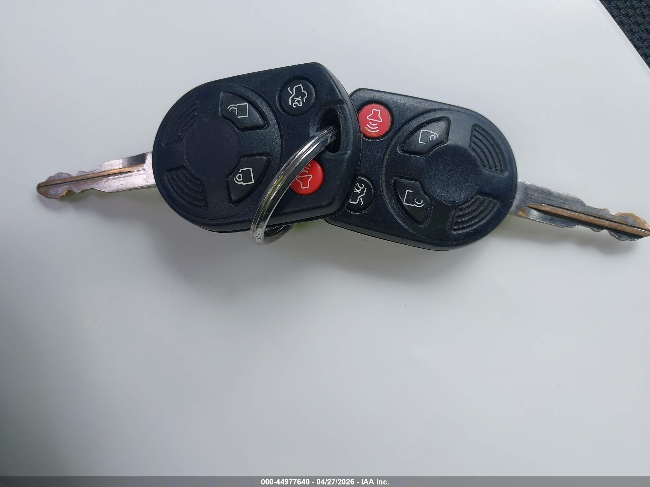 FORD ESCAPE image 11
