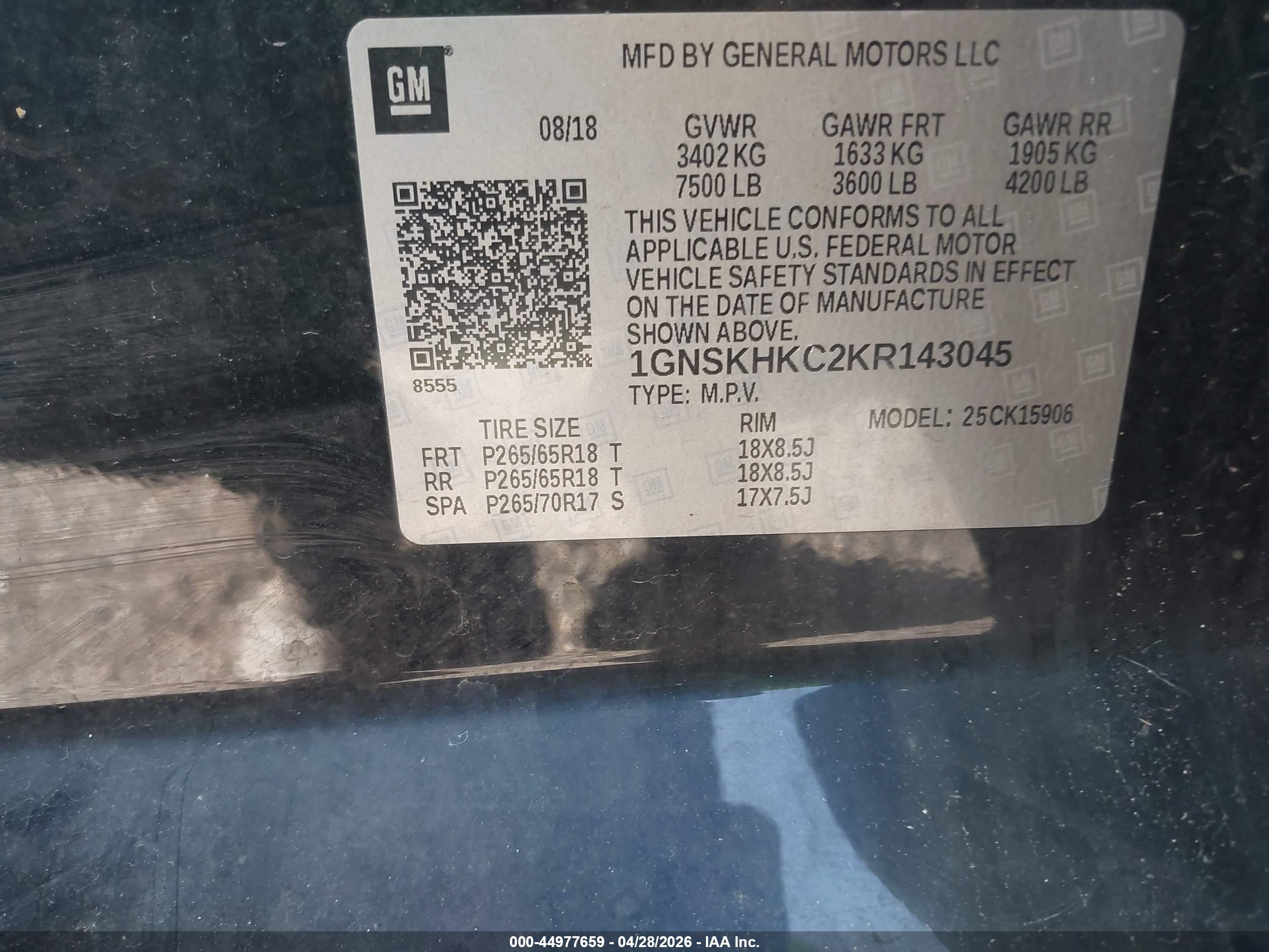 CHEVROLET SUBURBAN image 9
