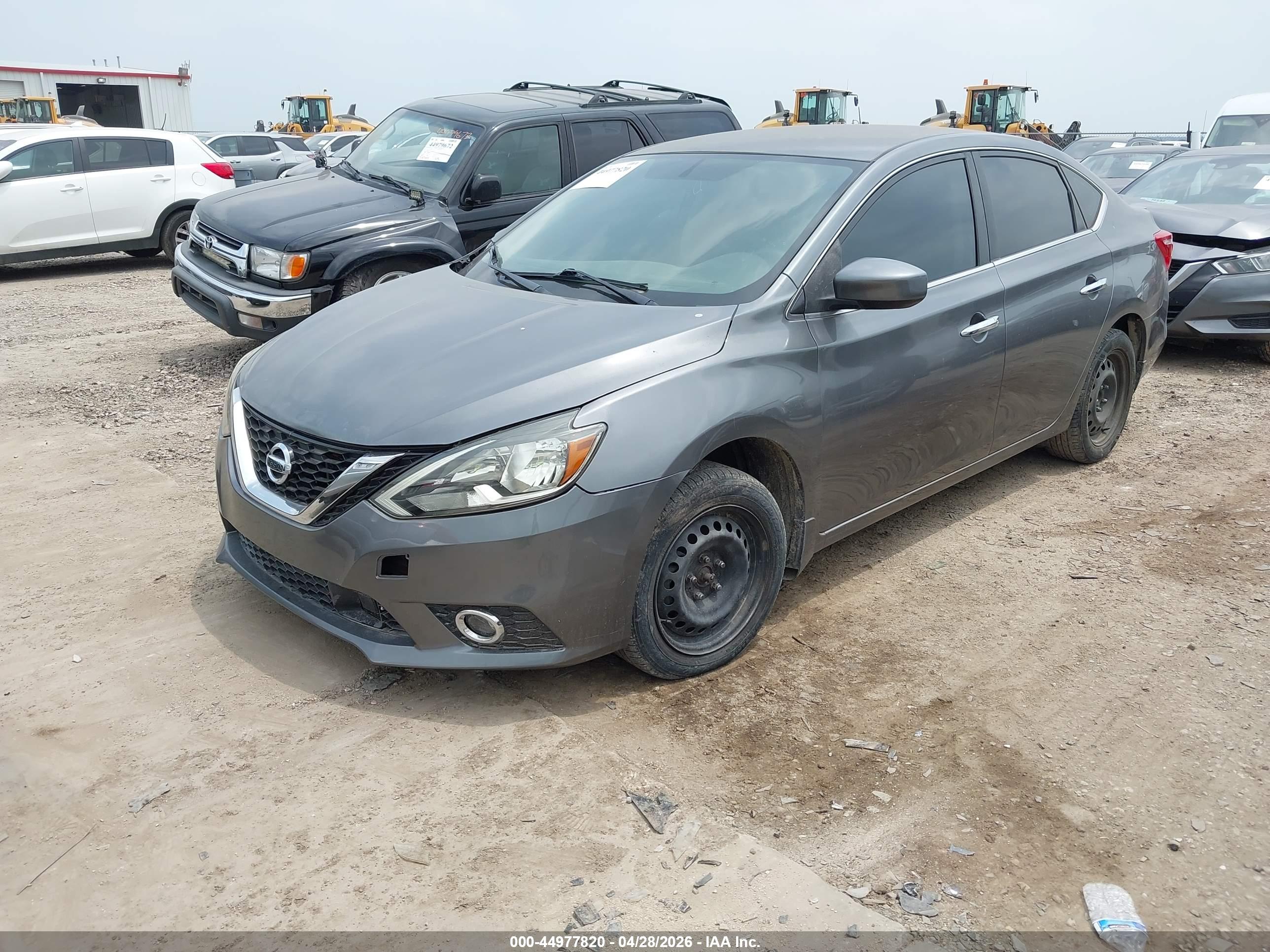 NISSAN SENTRA image 2