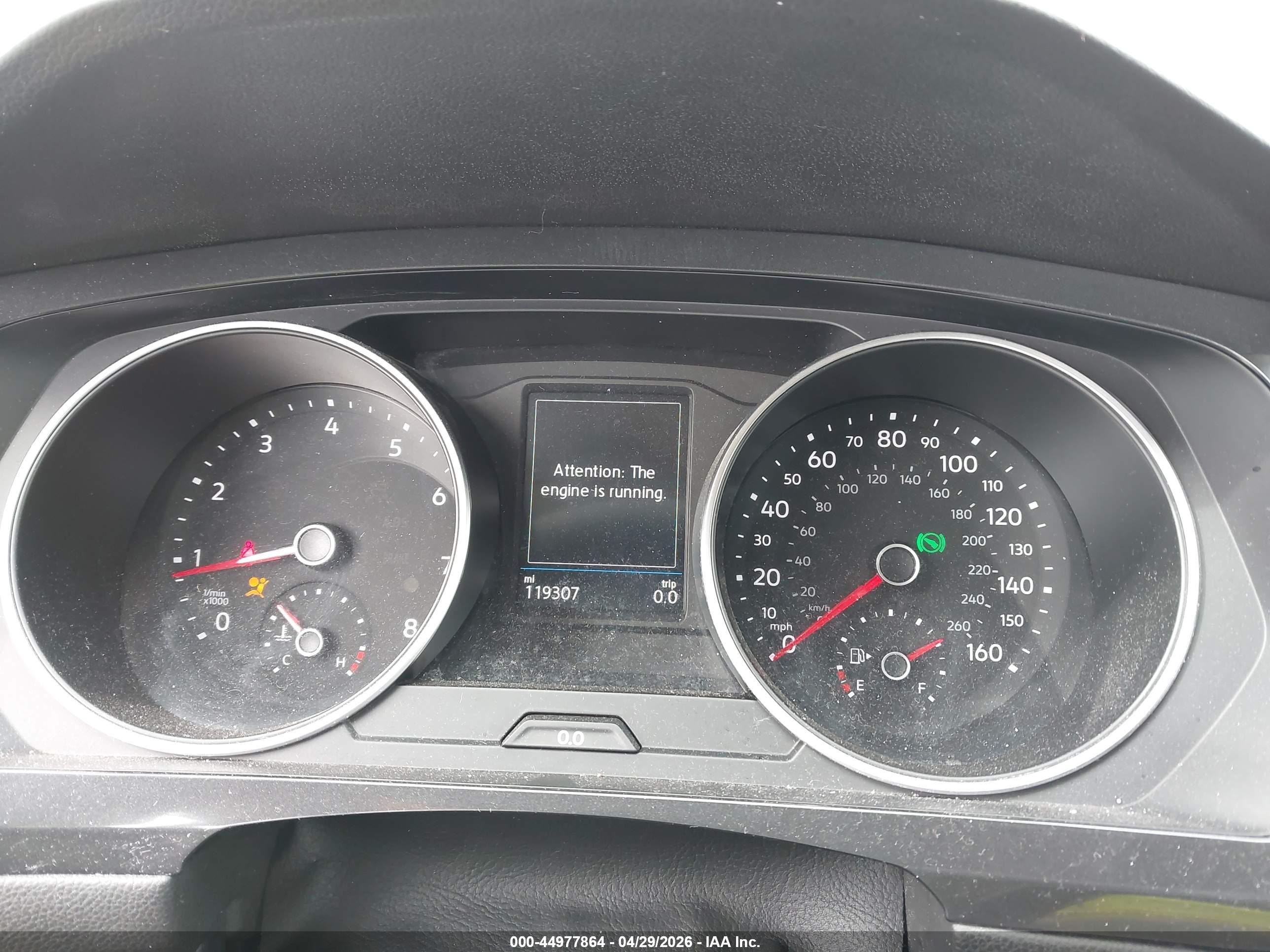 VOLKSWAGEN TIGUAN image 7