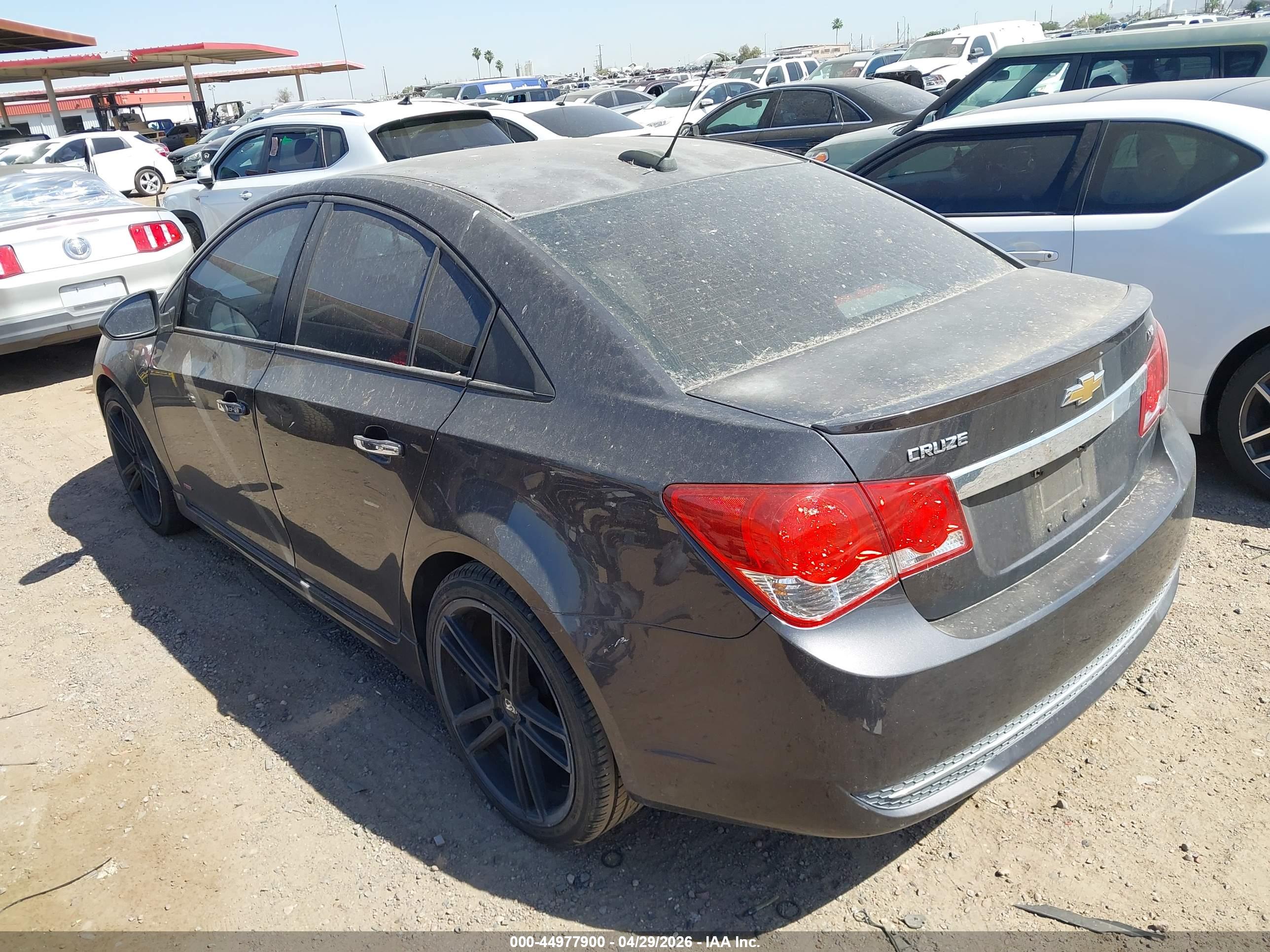 CHEVROLET CRUZE image 3