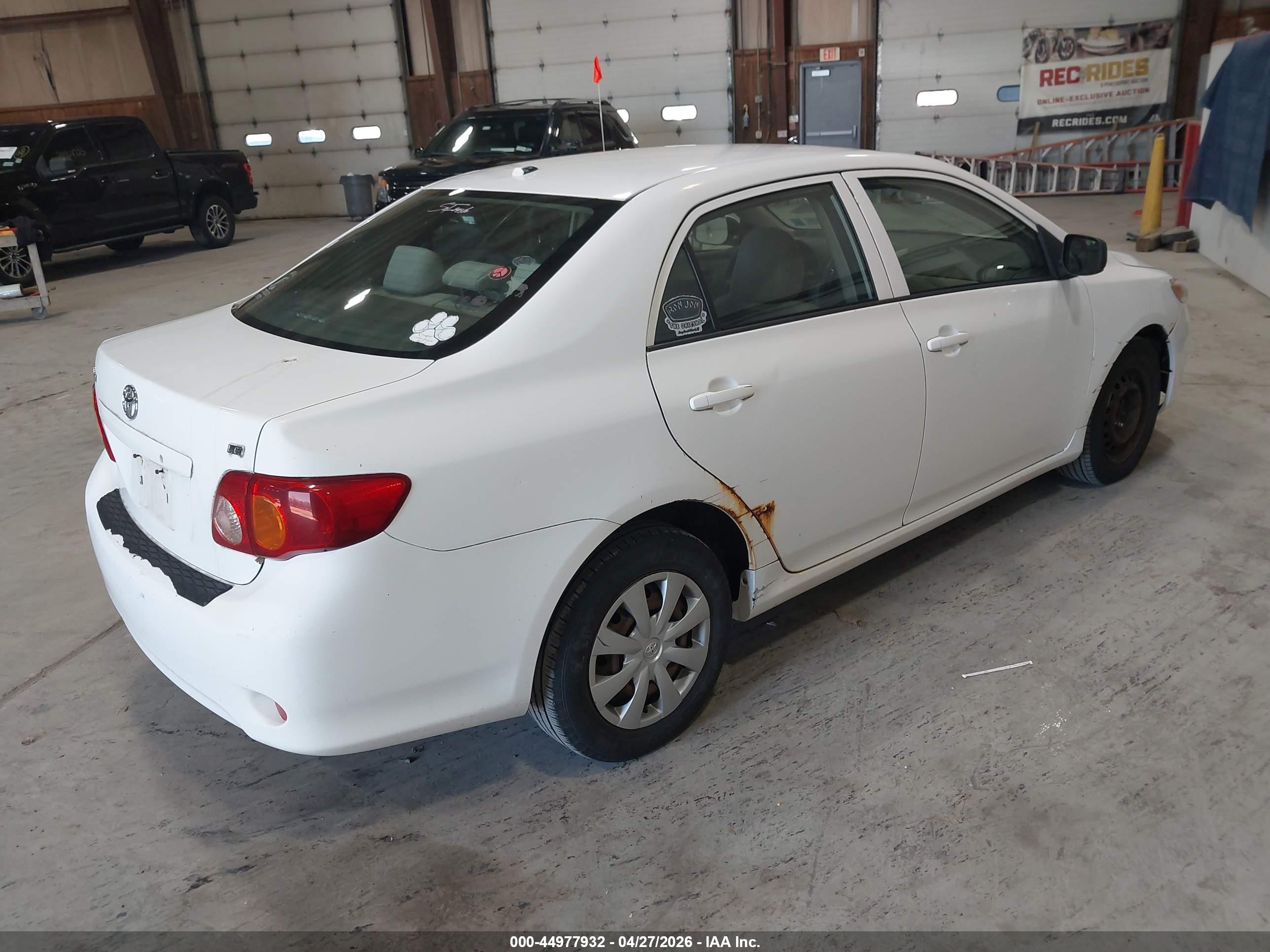 TOYOTA COROLLA image 4
