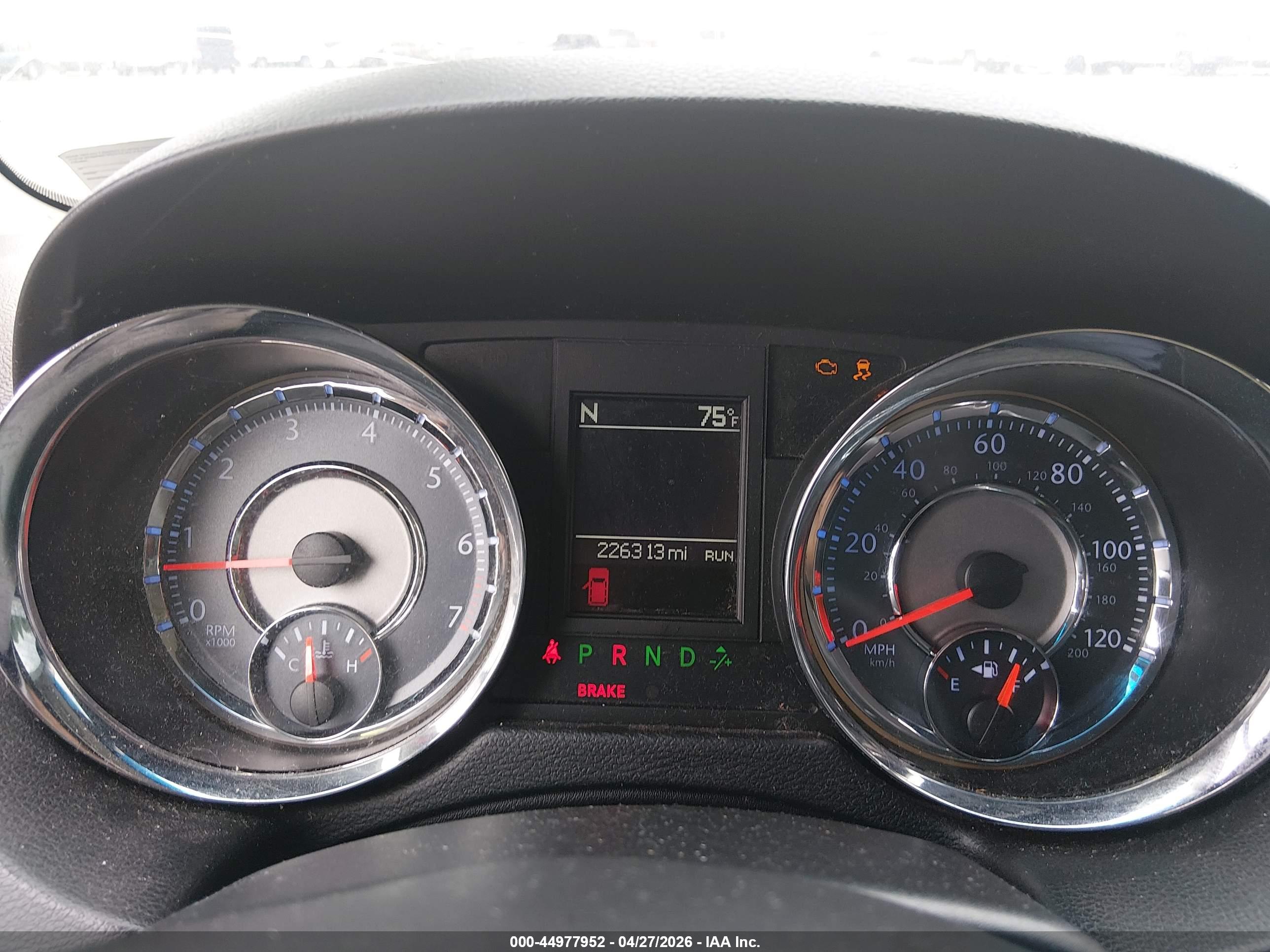 CHRYSLER TOWN image 7