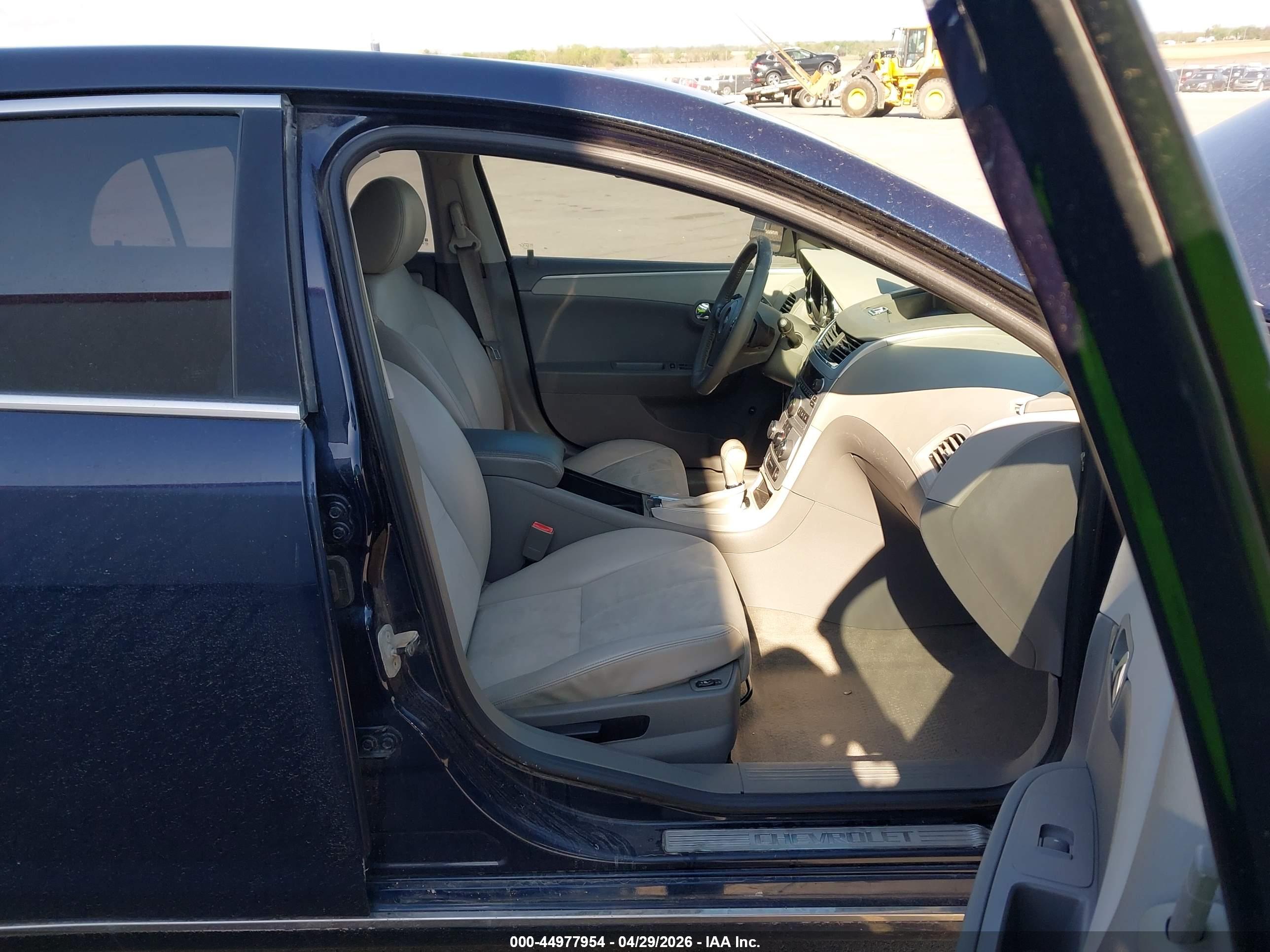 CHEVROLET MALIBU image 5