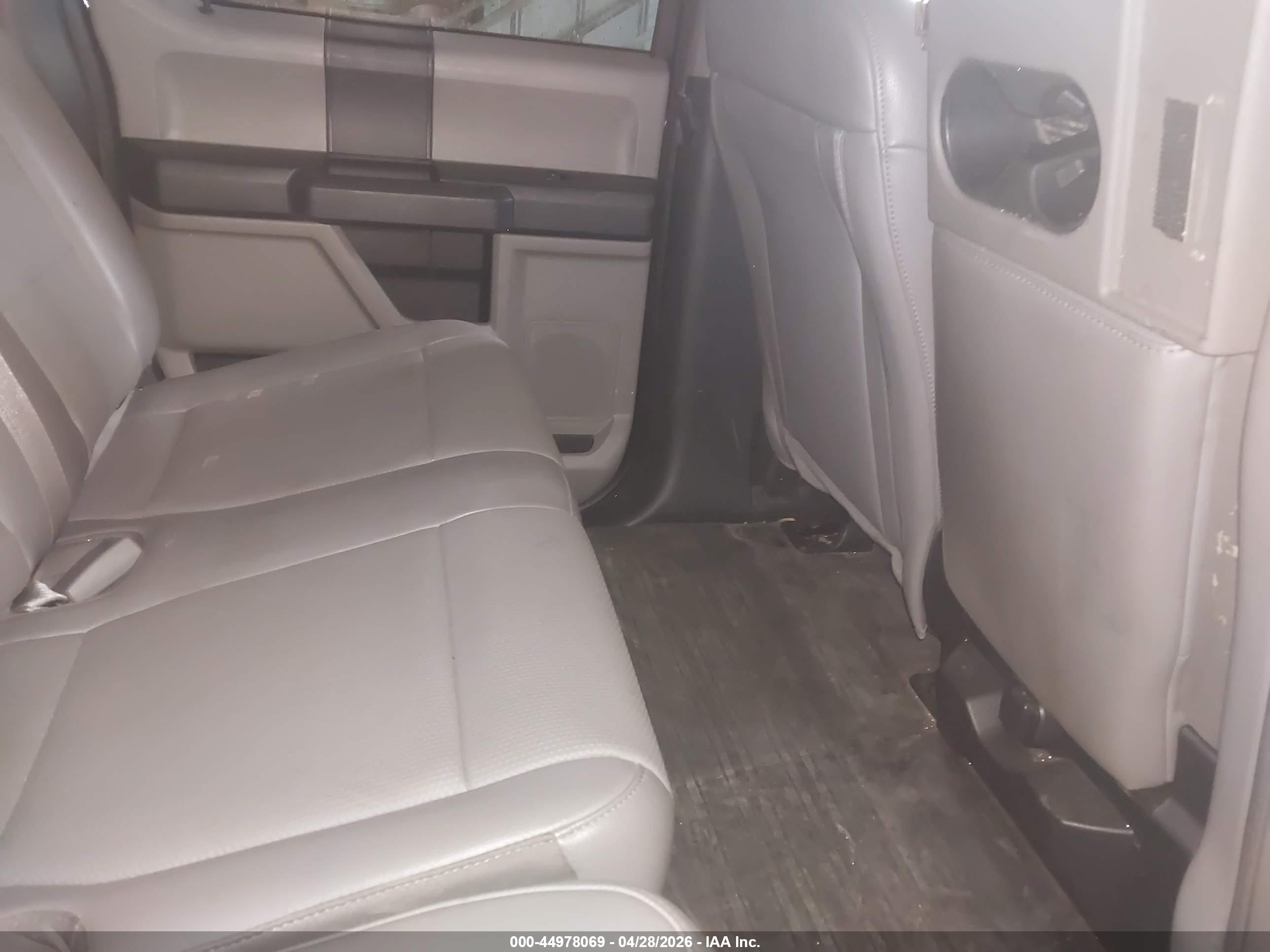 FORD F-150 image 8