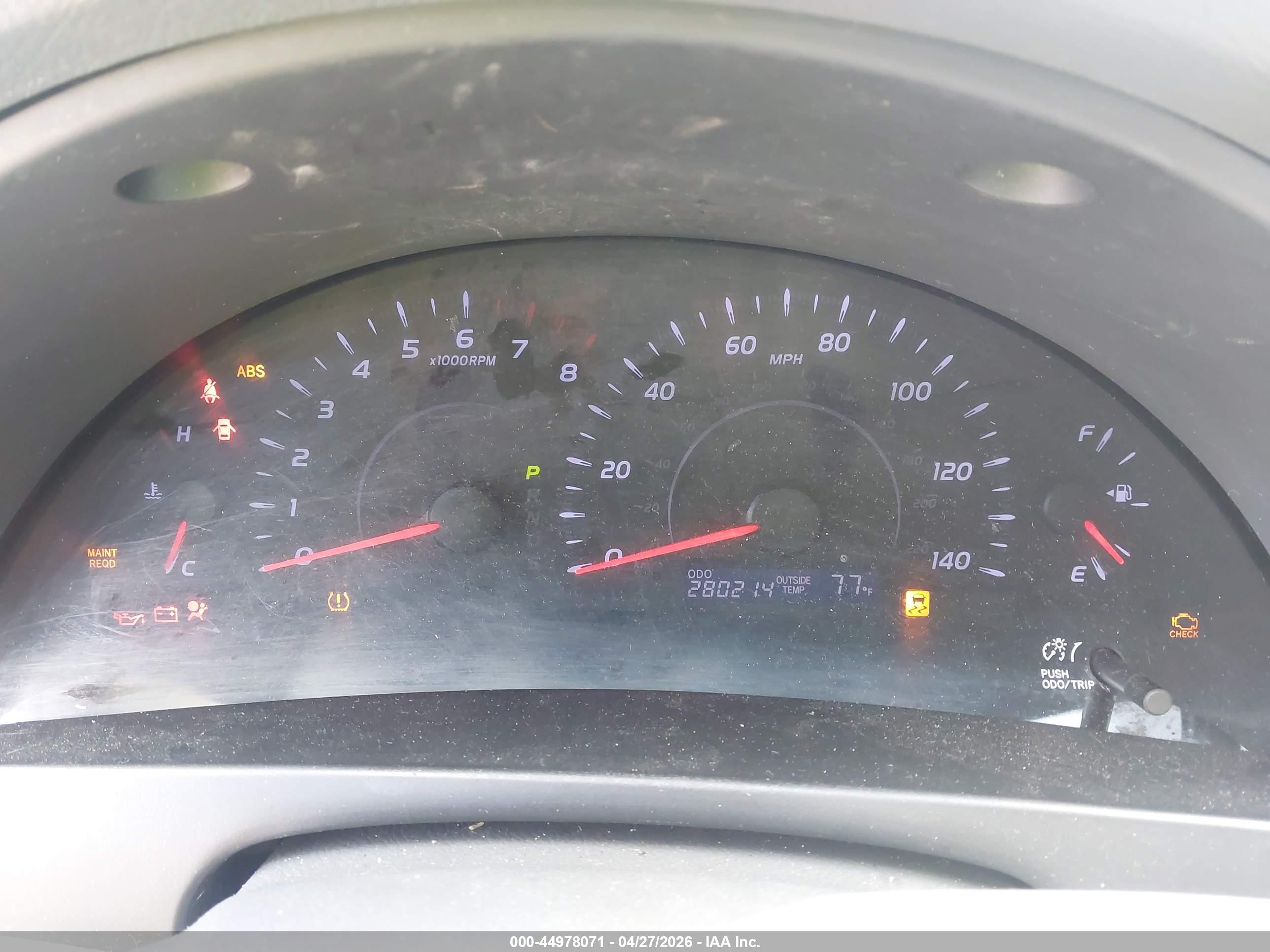 TOYOTA CAMRY image 7