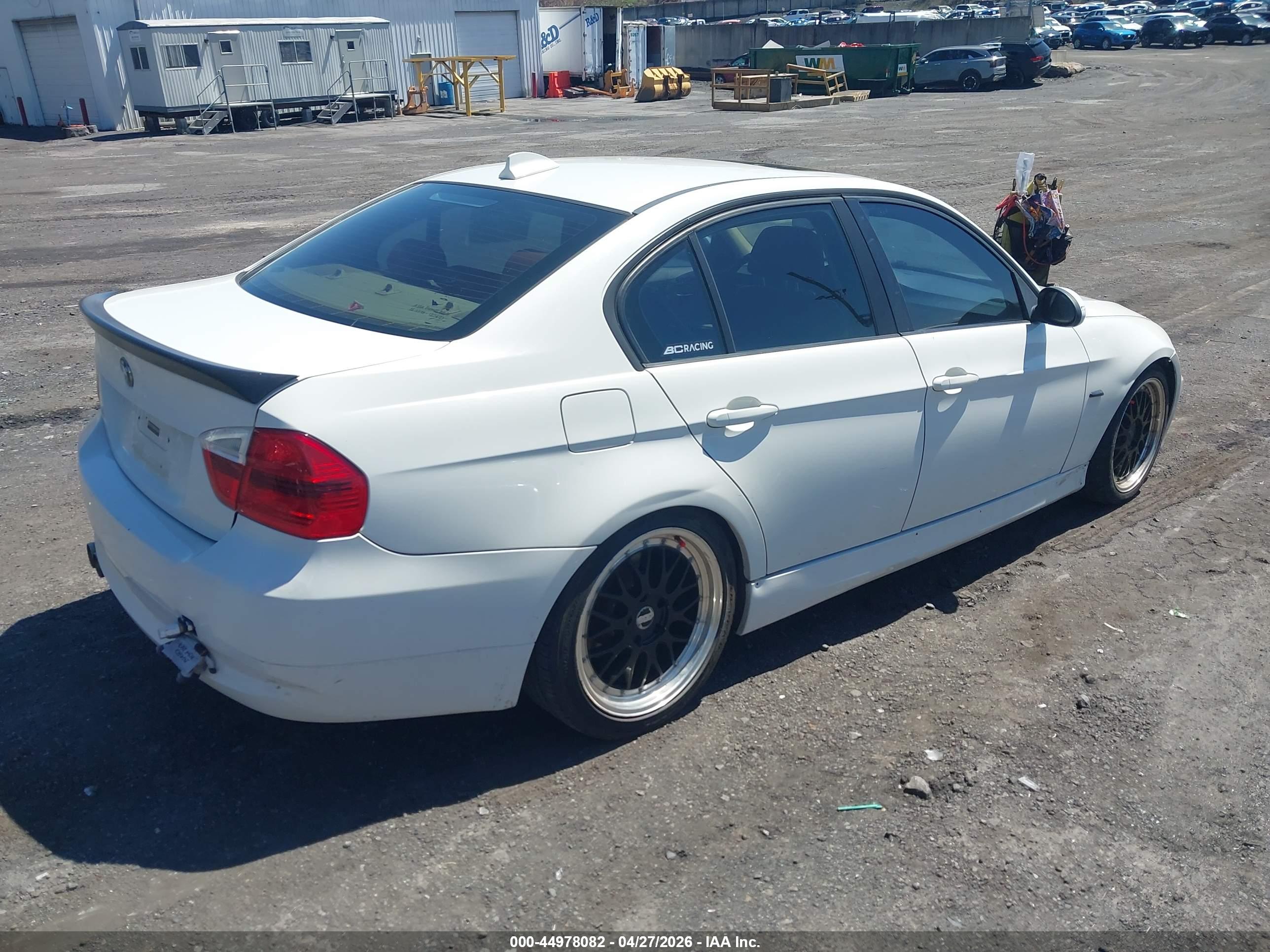 BMW 328I image 4
