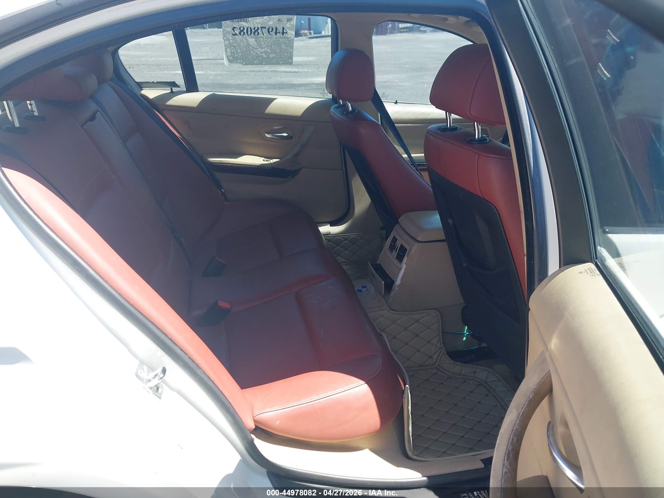 BMW 328I image 8