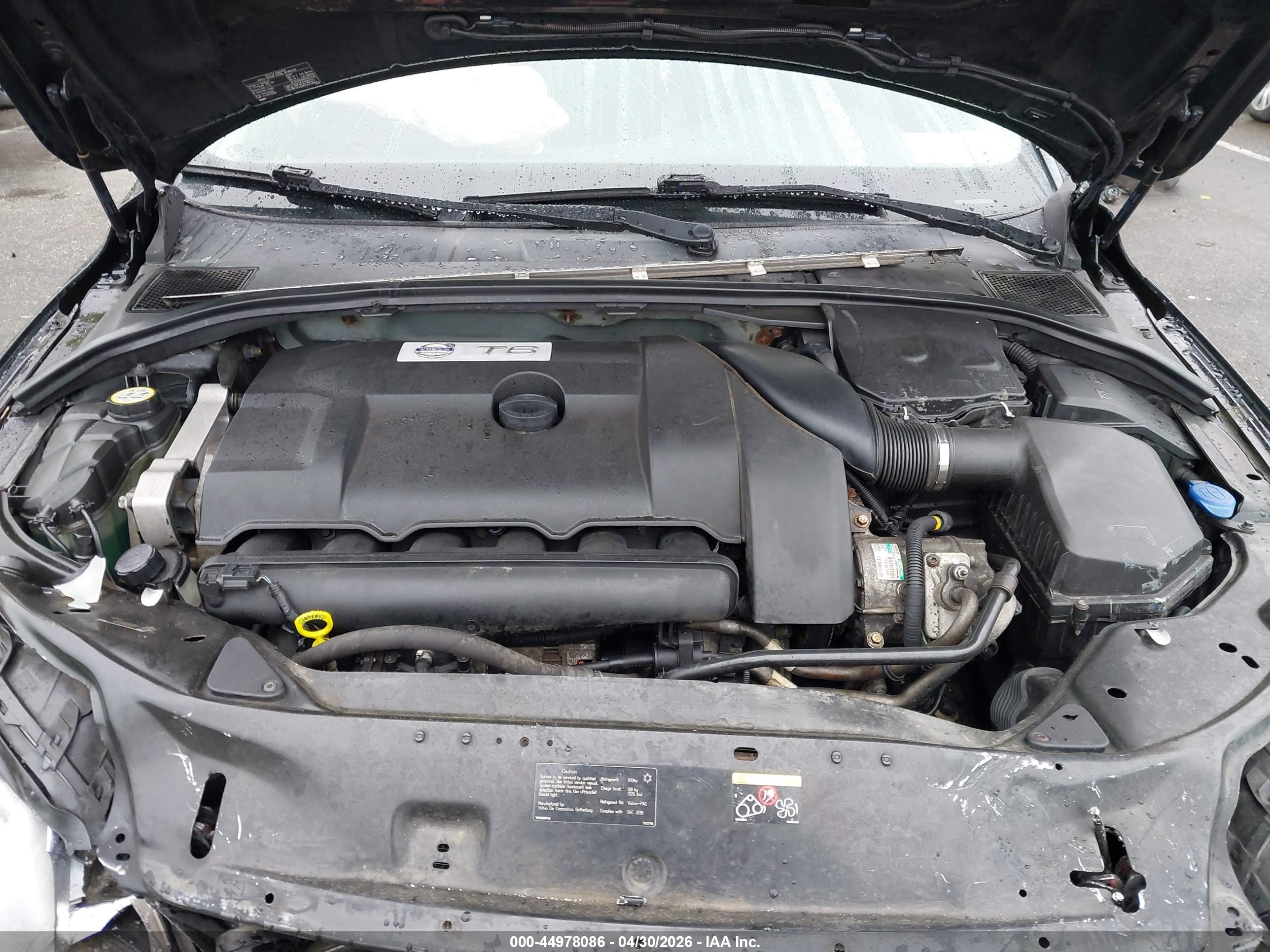 VOLVO S80 image 10