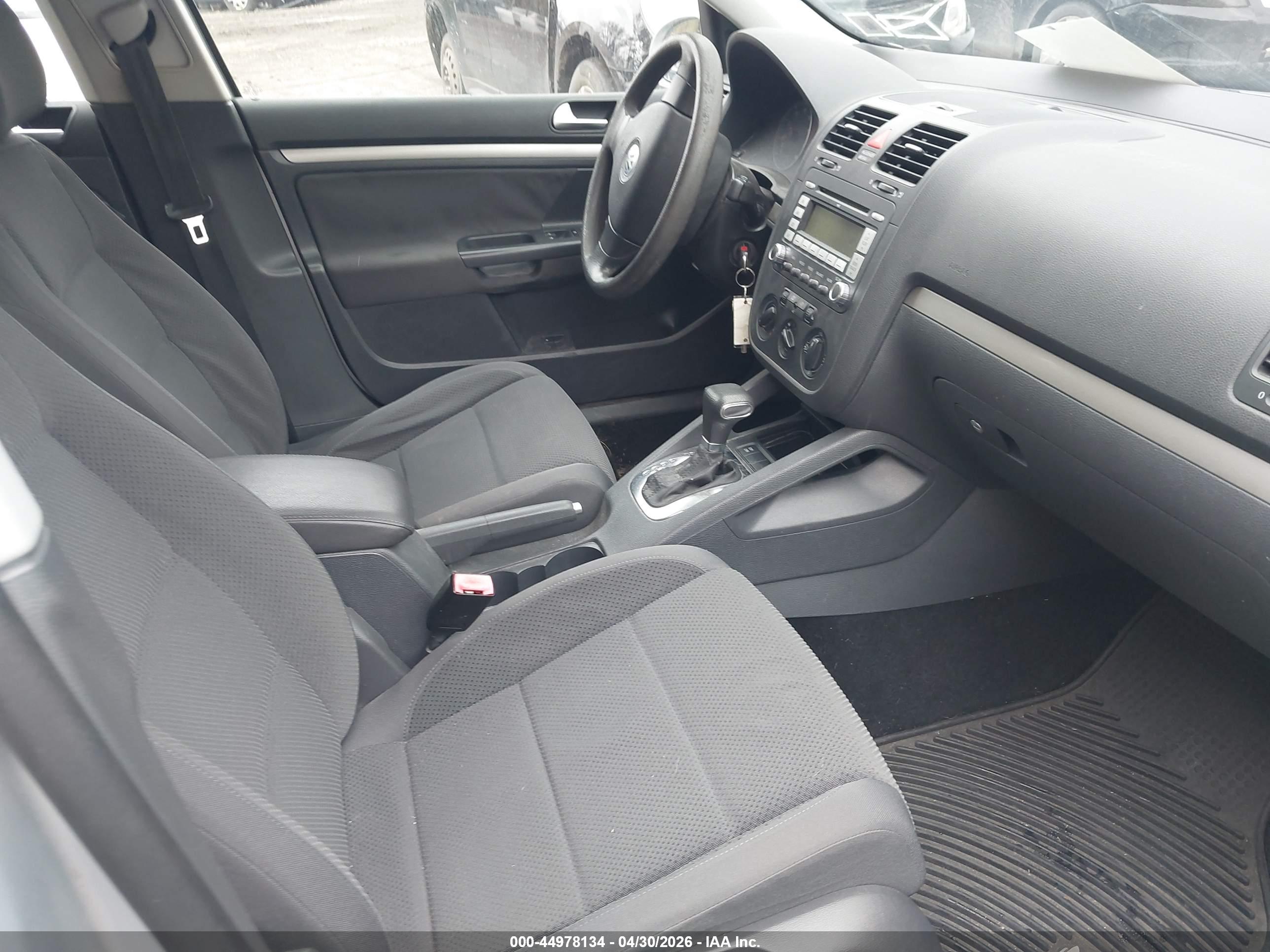VOLKSWAGEN RABBIT image 5