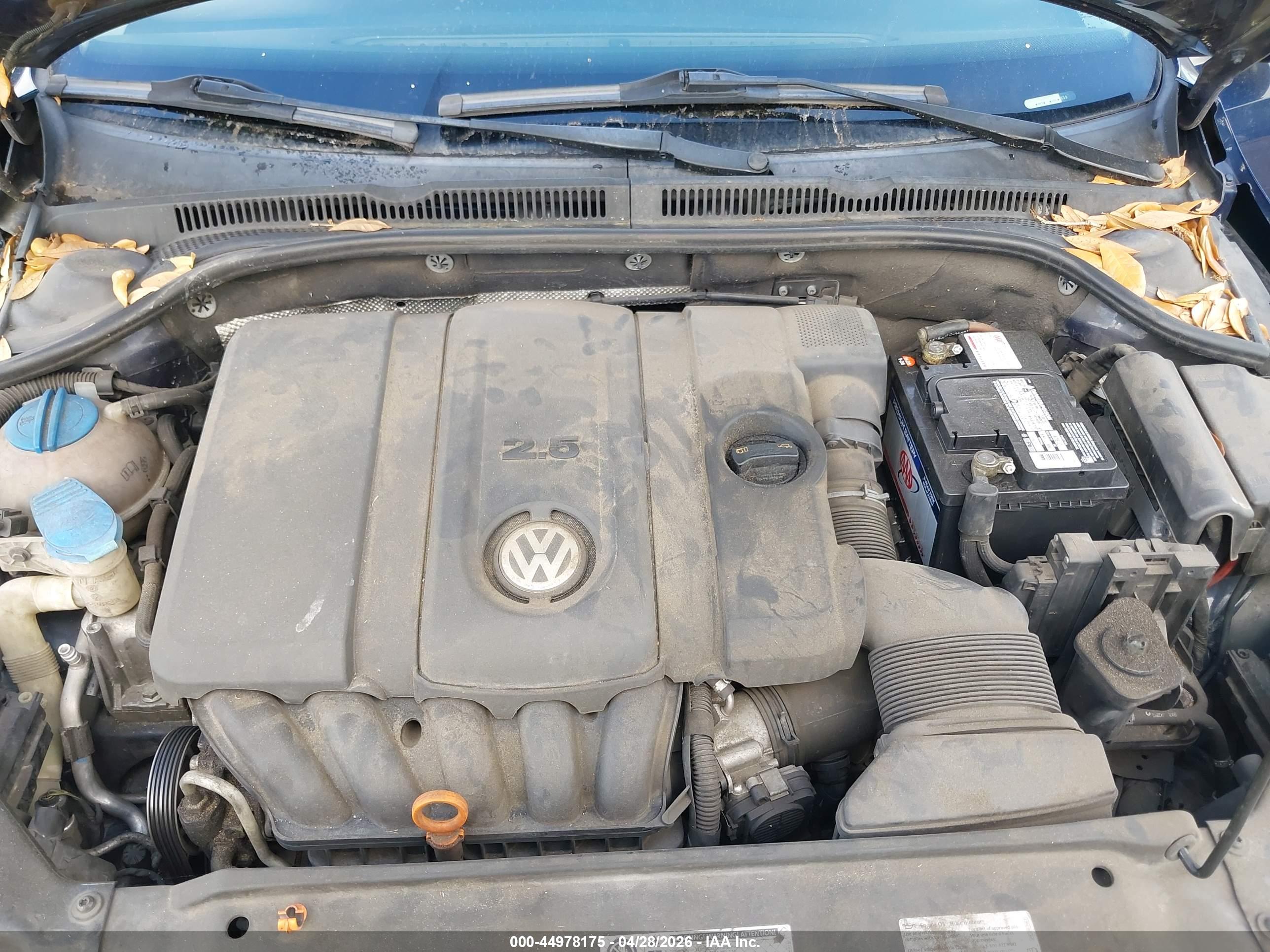 VOLKSWAGEN JETTA image 10