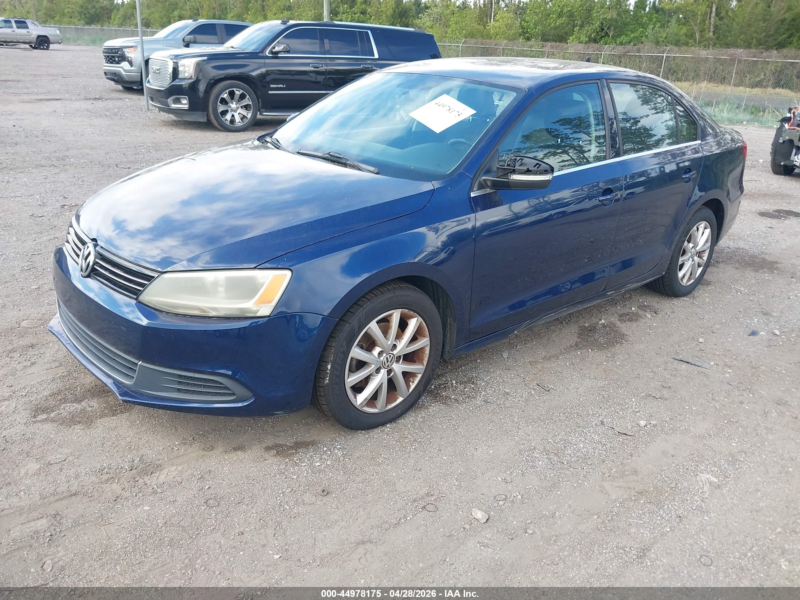 VOLKSWAGEN JETTA image 2