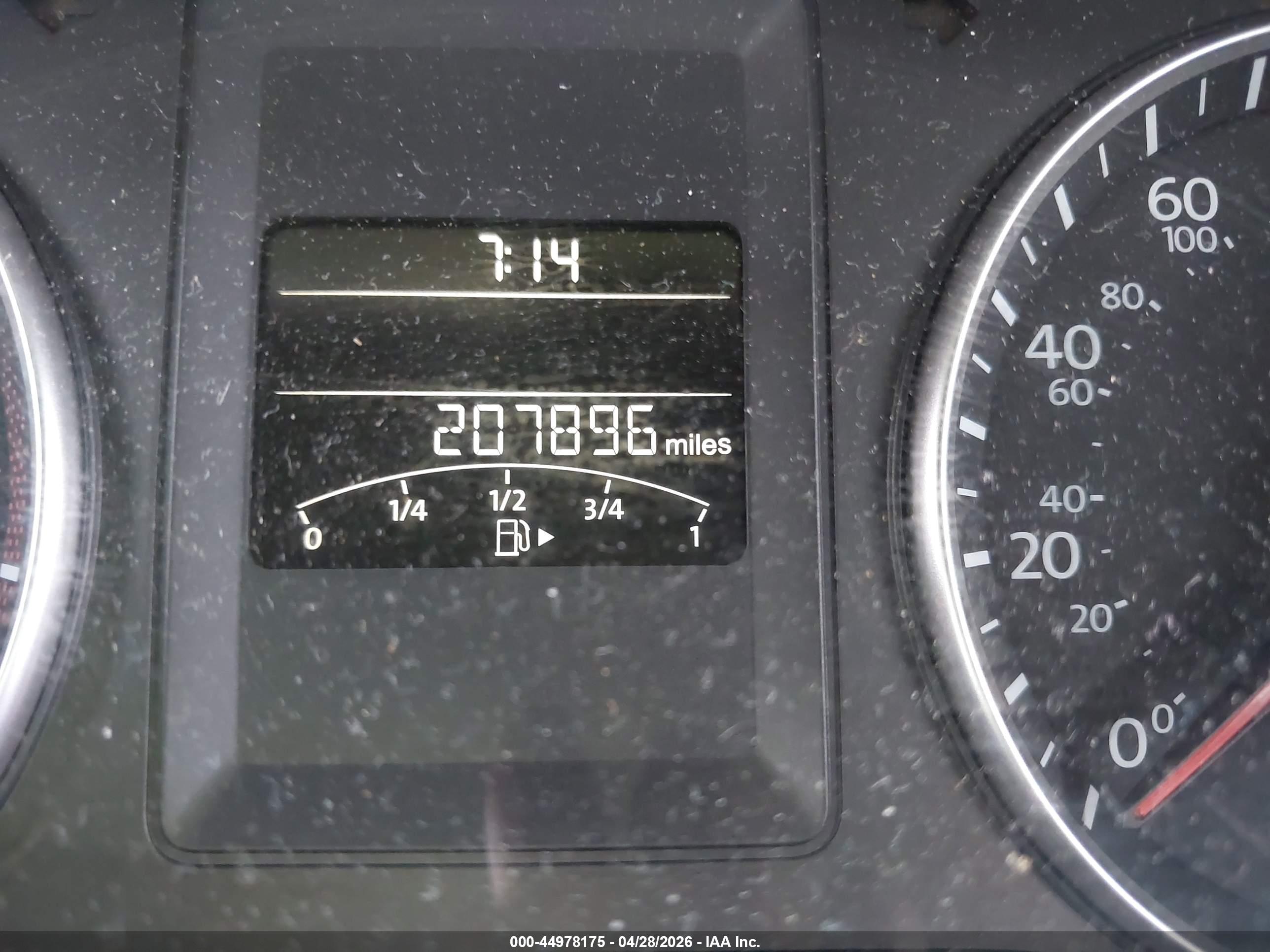 VOLKSWAGEN JETTA image 7