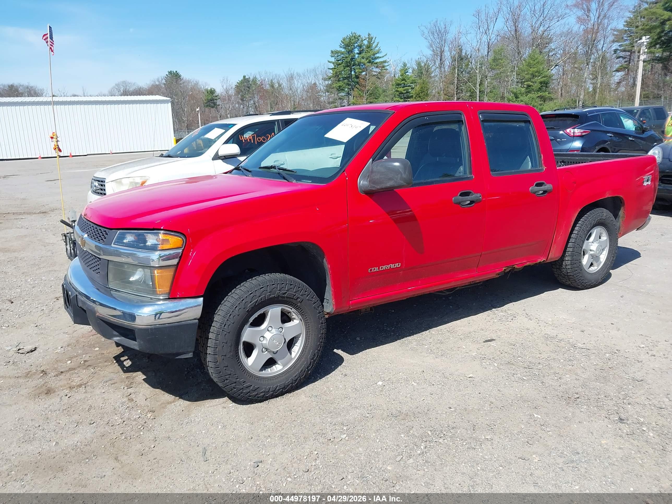 CHEVROLET COLORADO image 2