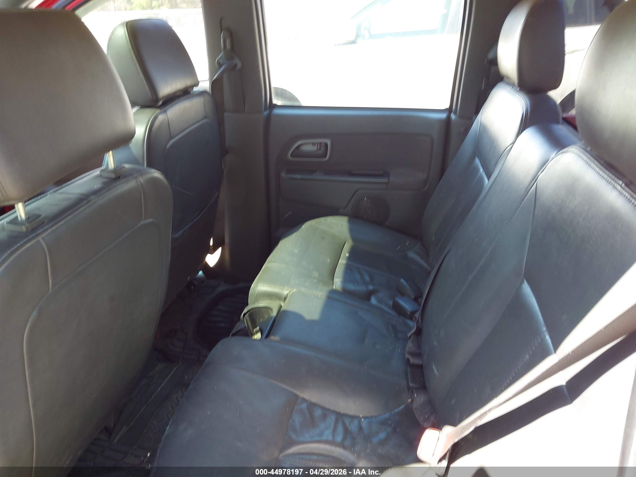 CHEVROLET COLORADO image 8
