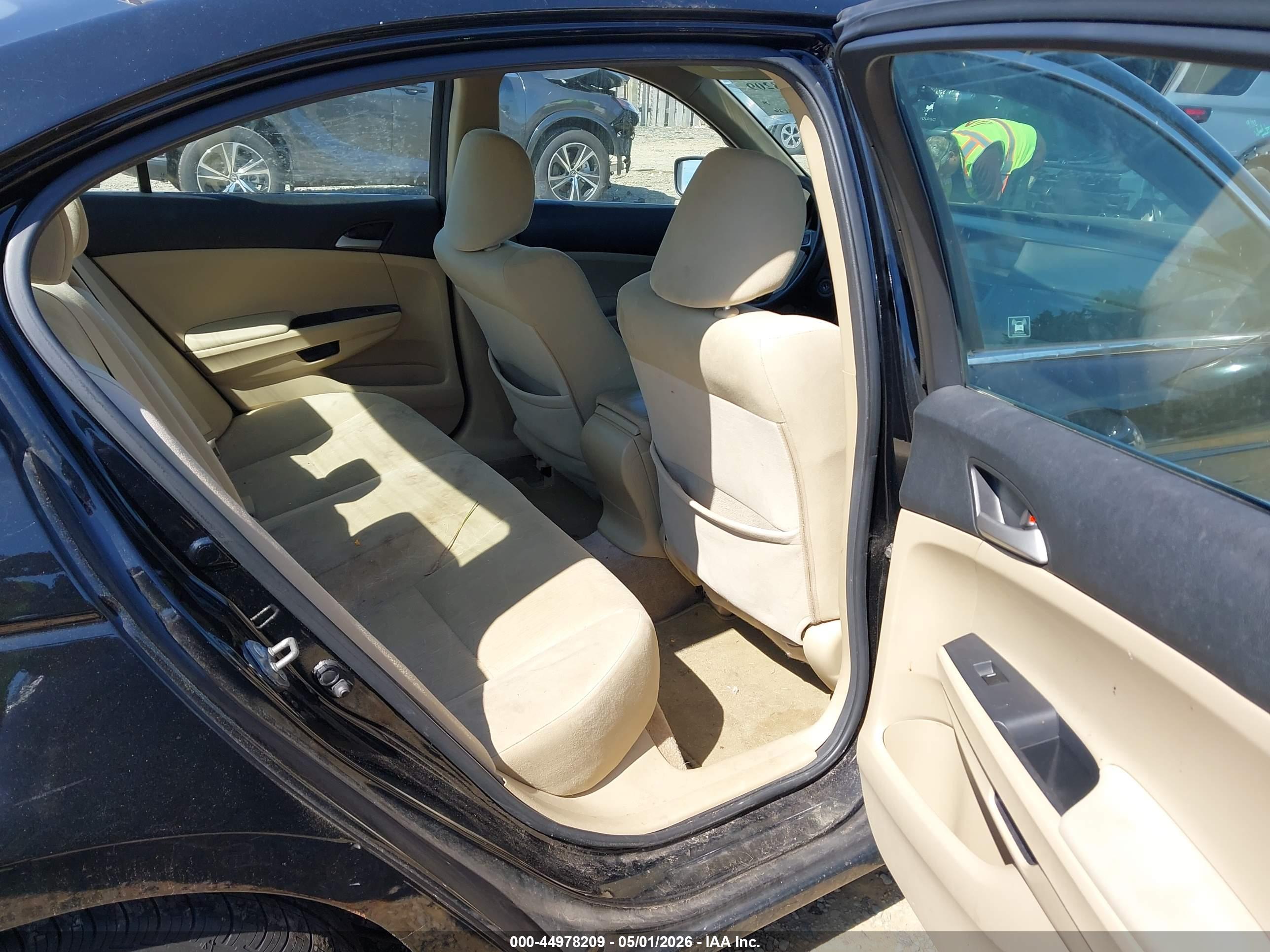 HONDA ACCORD image 8