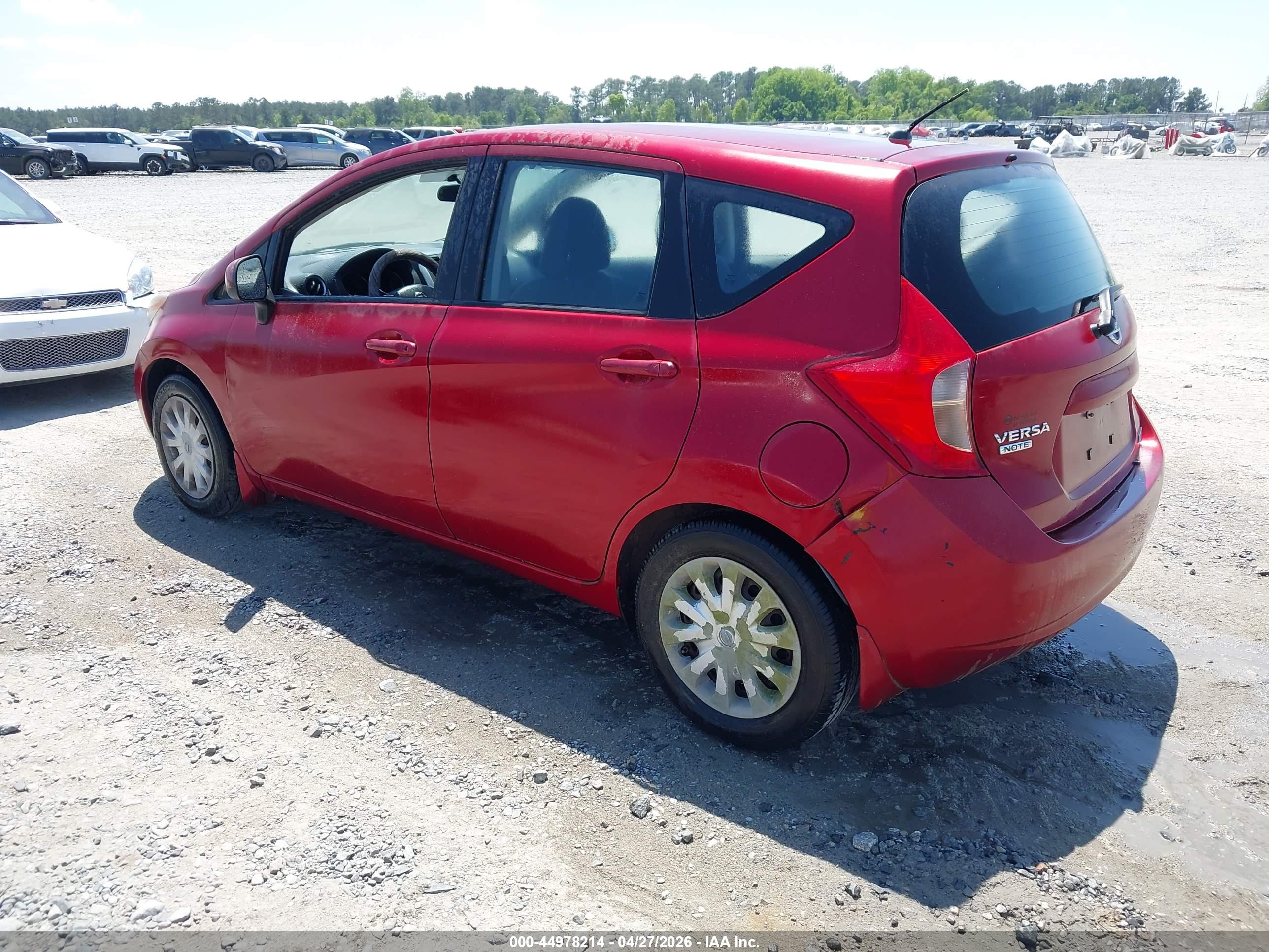 NISSAN VERSA image 3