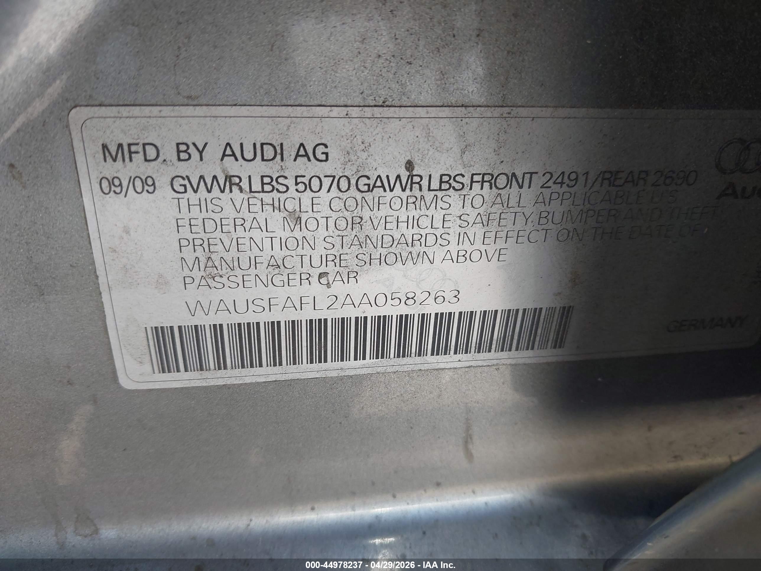 AUDI A4 image 9