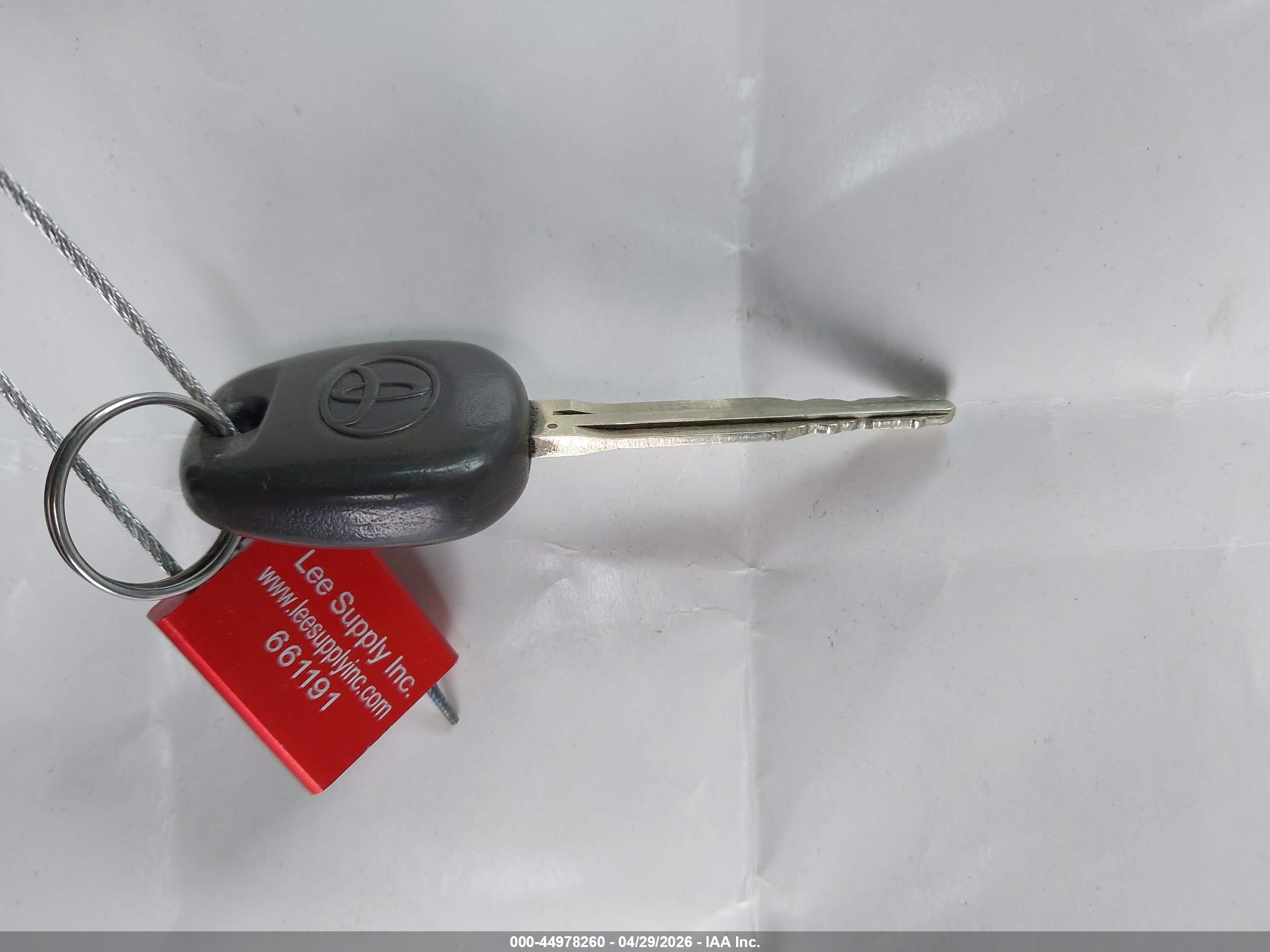 TOYOTA SIENNA image 11