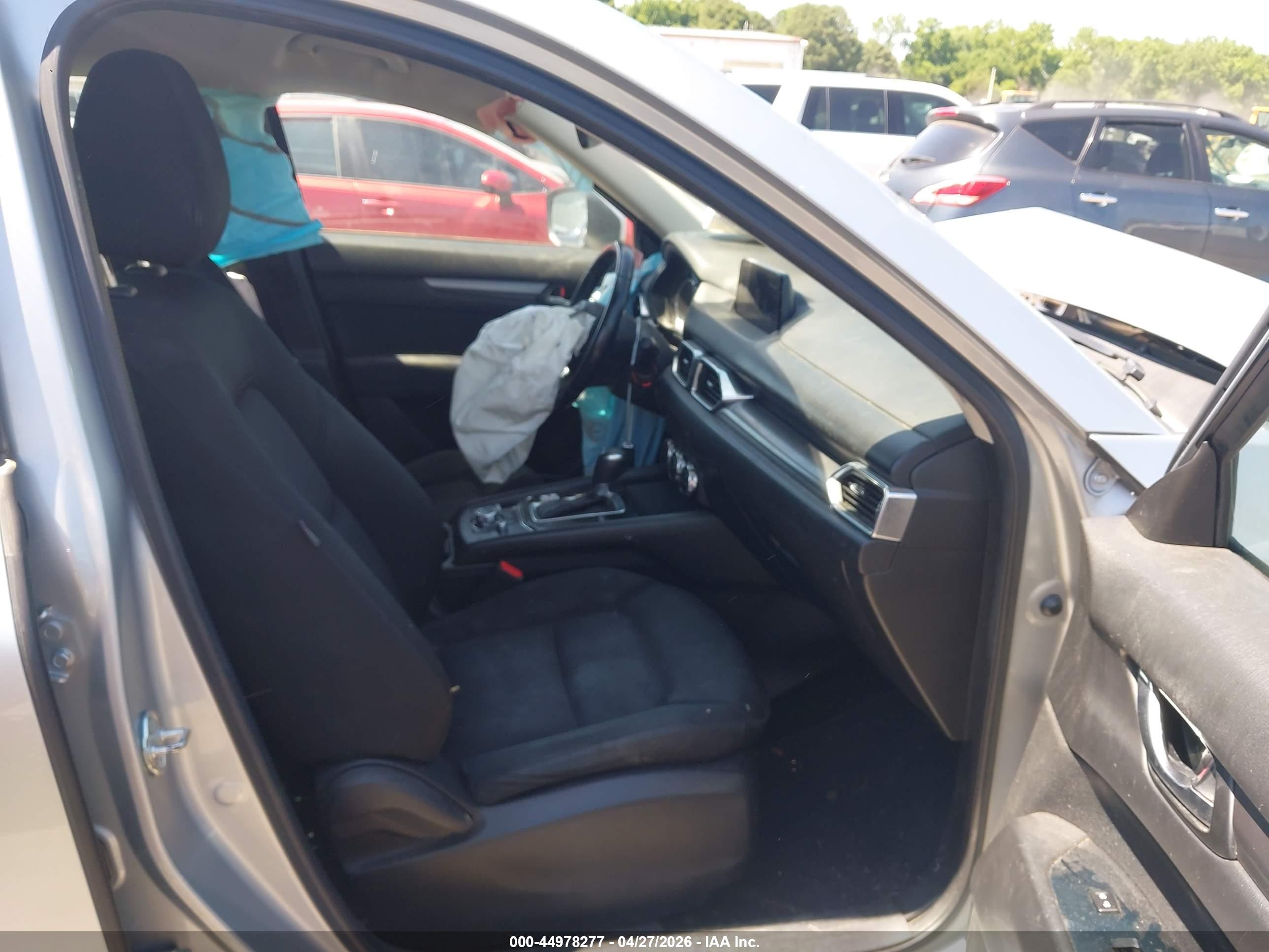 MAZDA CX-5 image 5
