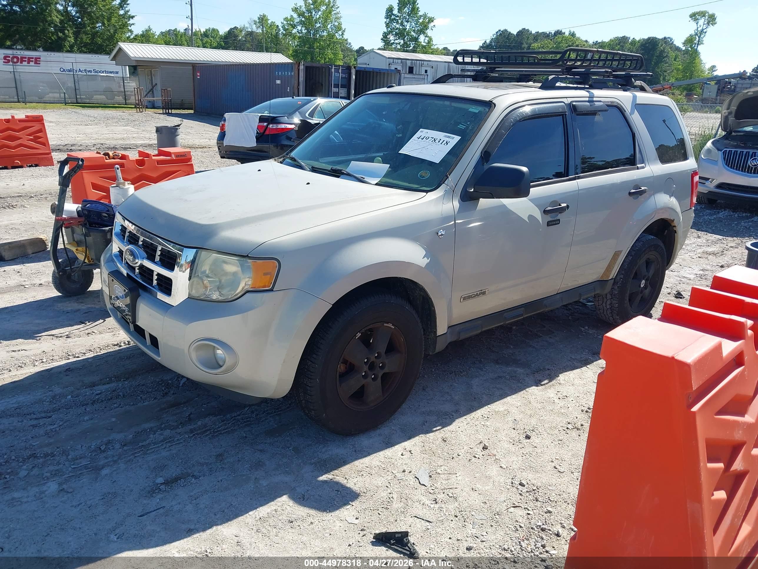 FORD ESCAPE image 2