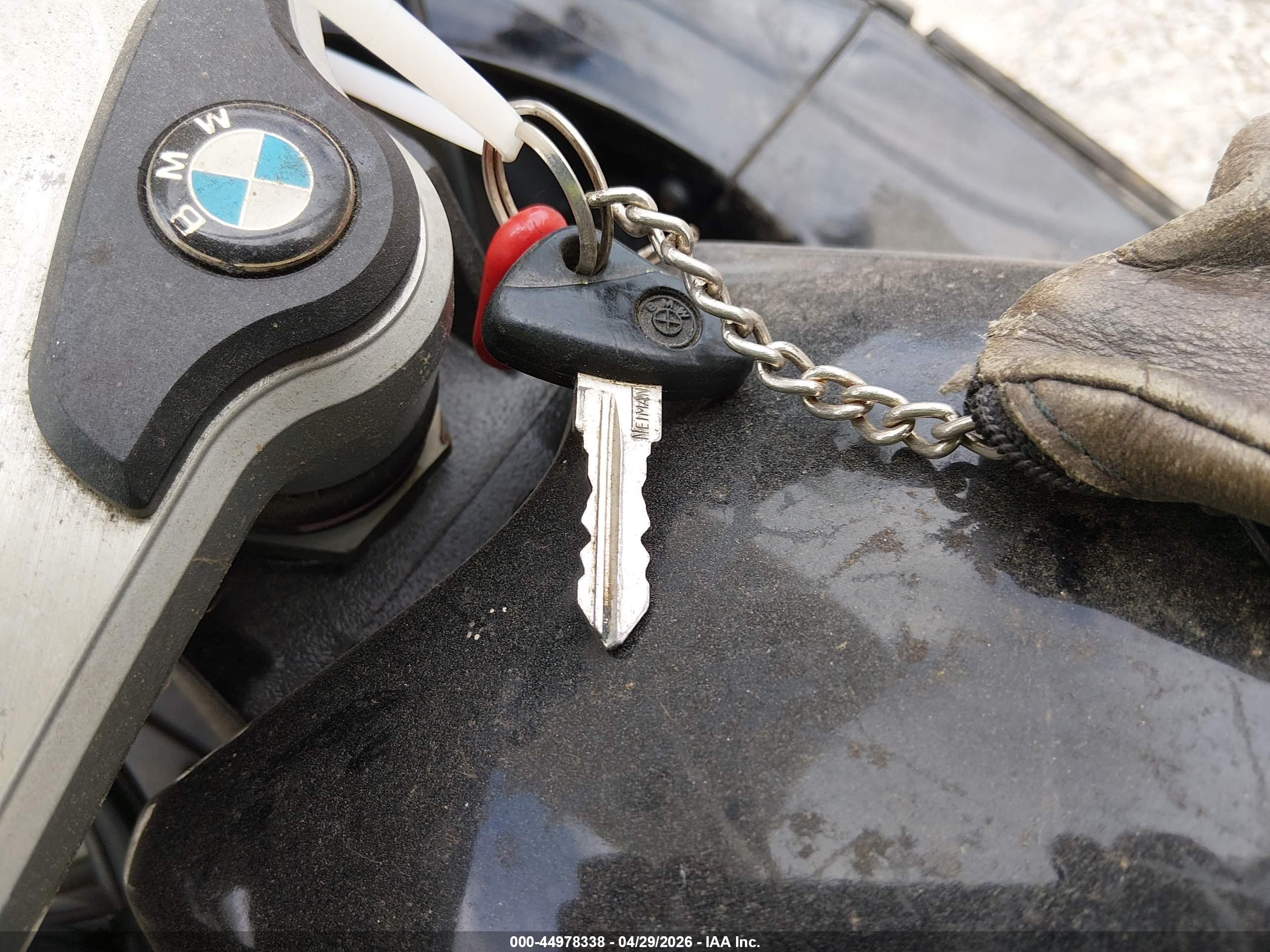 BMW R1100 image 11