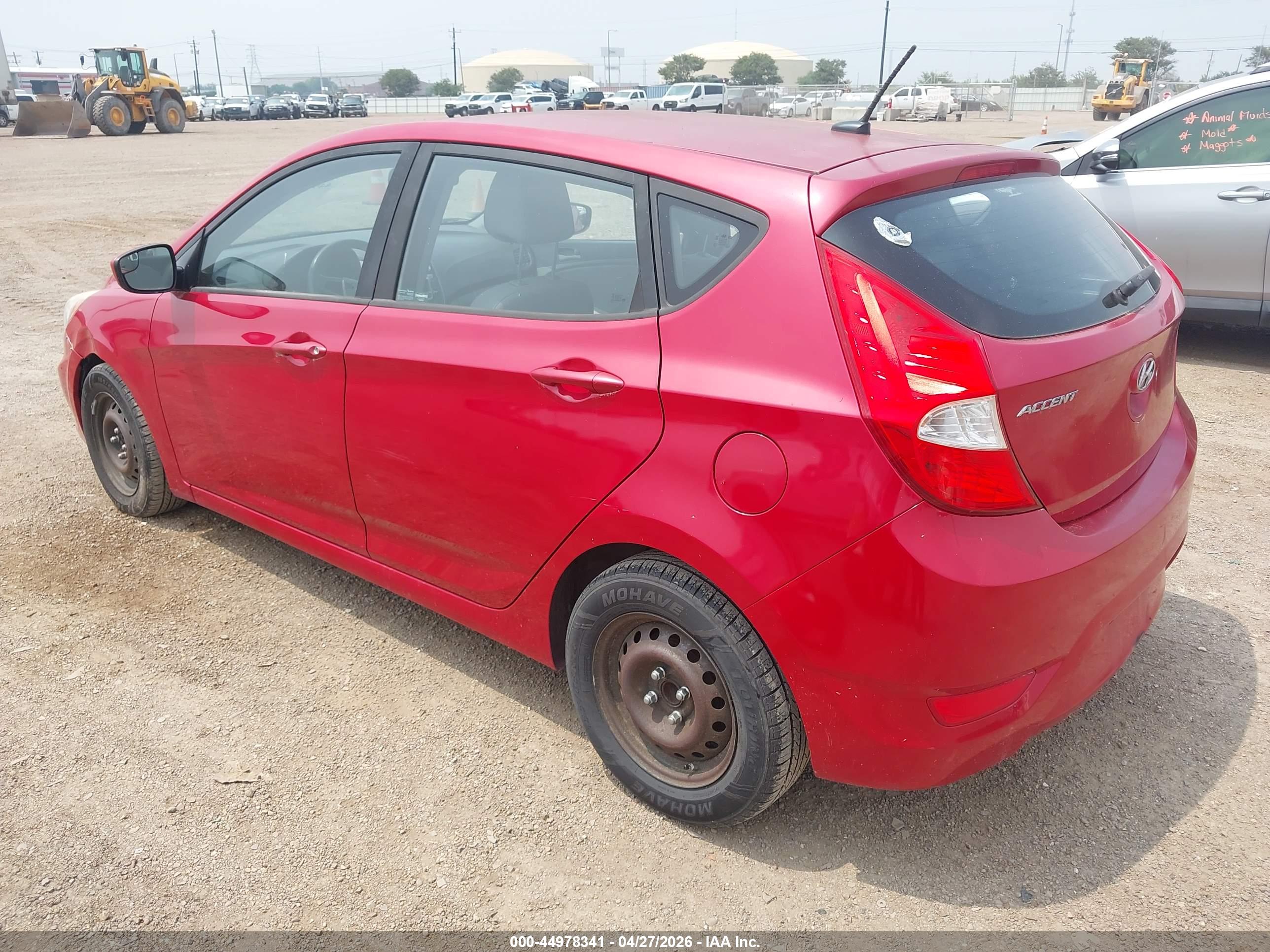 HYUNDAI ACCENT image 3