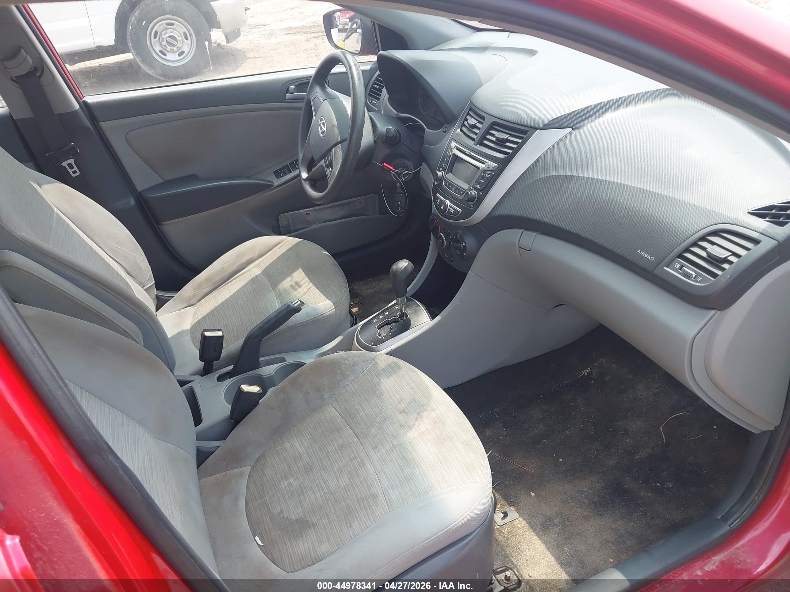 HYUNDAI ACCENT image 5