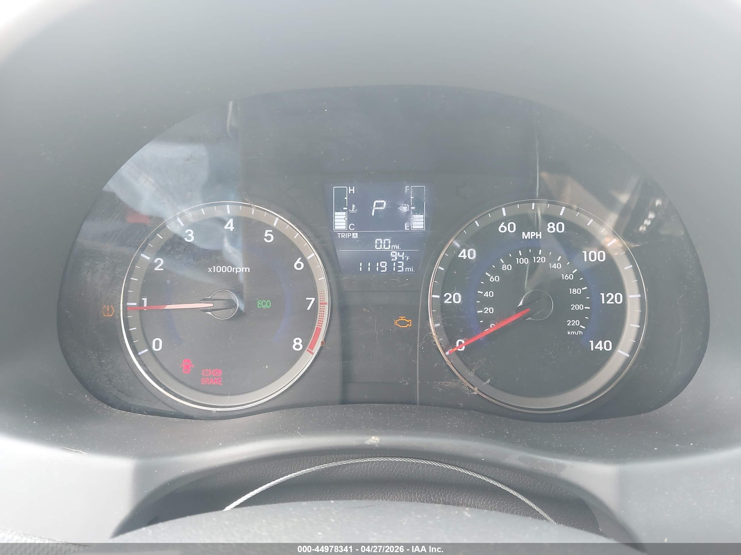 HYUNDAI ACCENT image 7