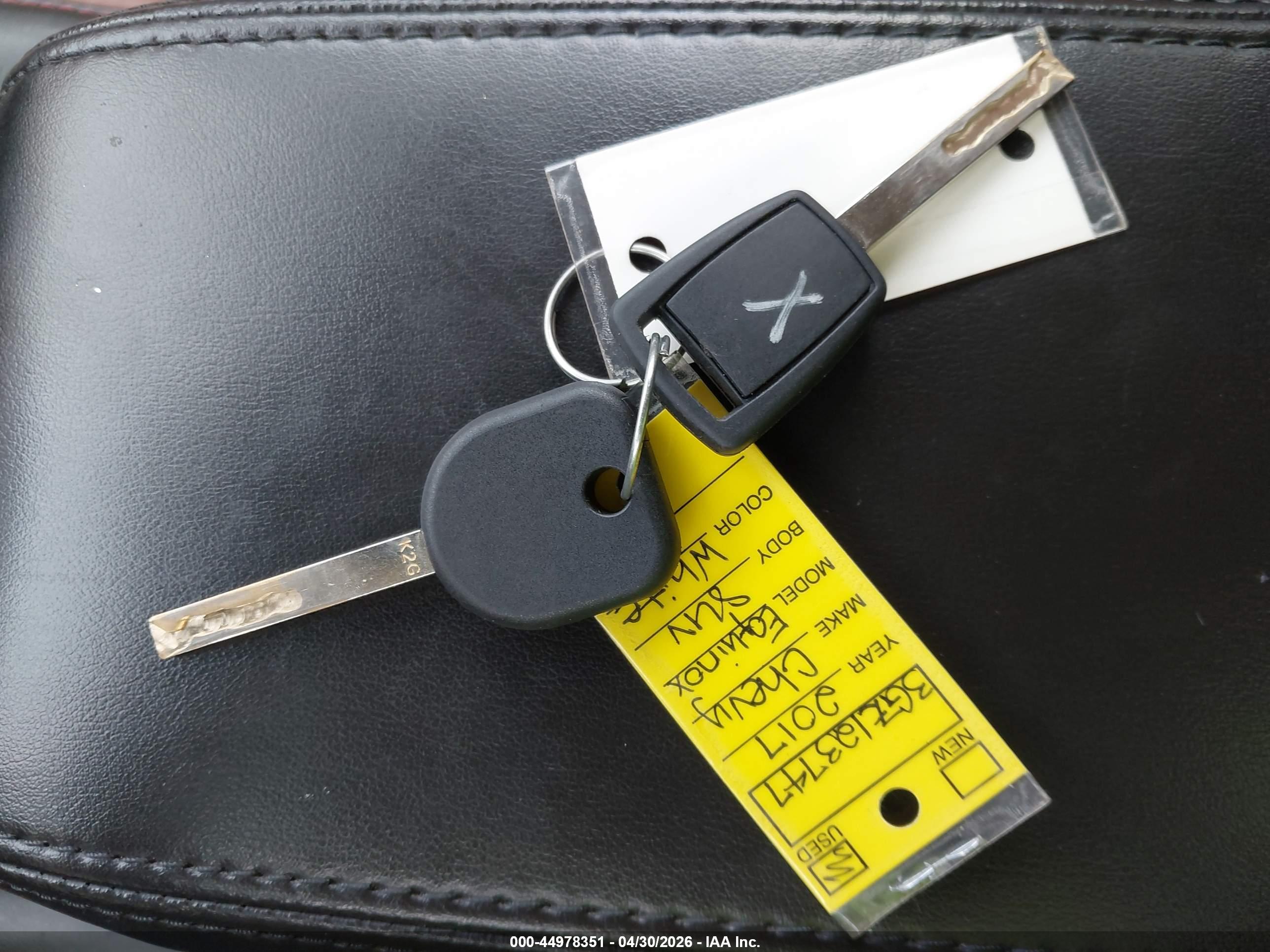 CHEVROLET EQUINOX image 11