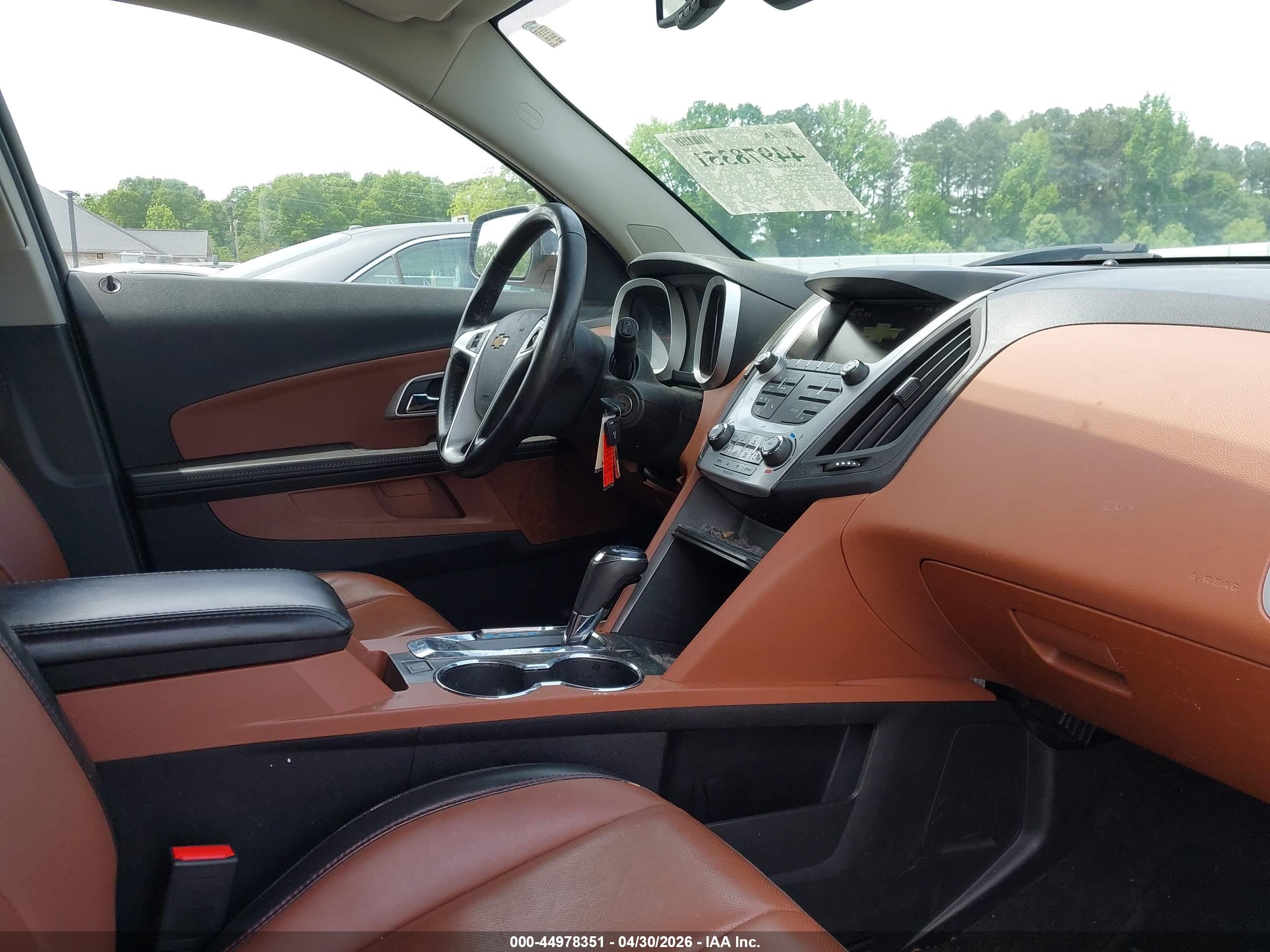 CHEVROLET EQUINOX image 5