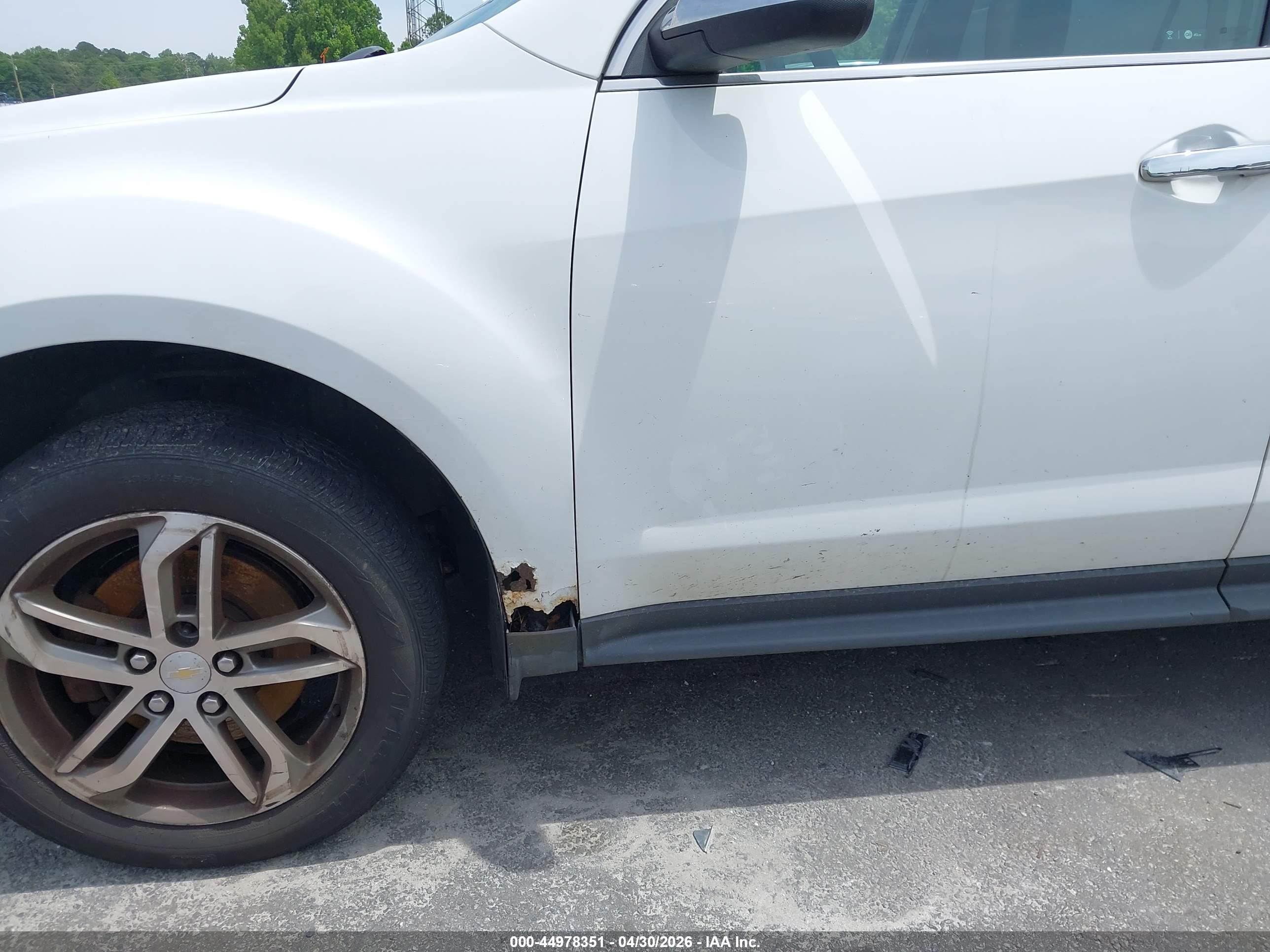 CHEVROLET EQUINOX image 6