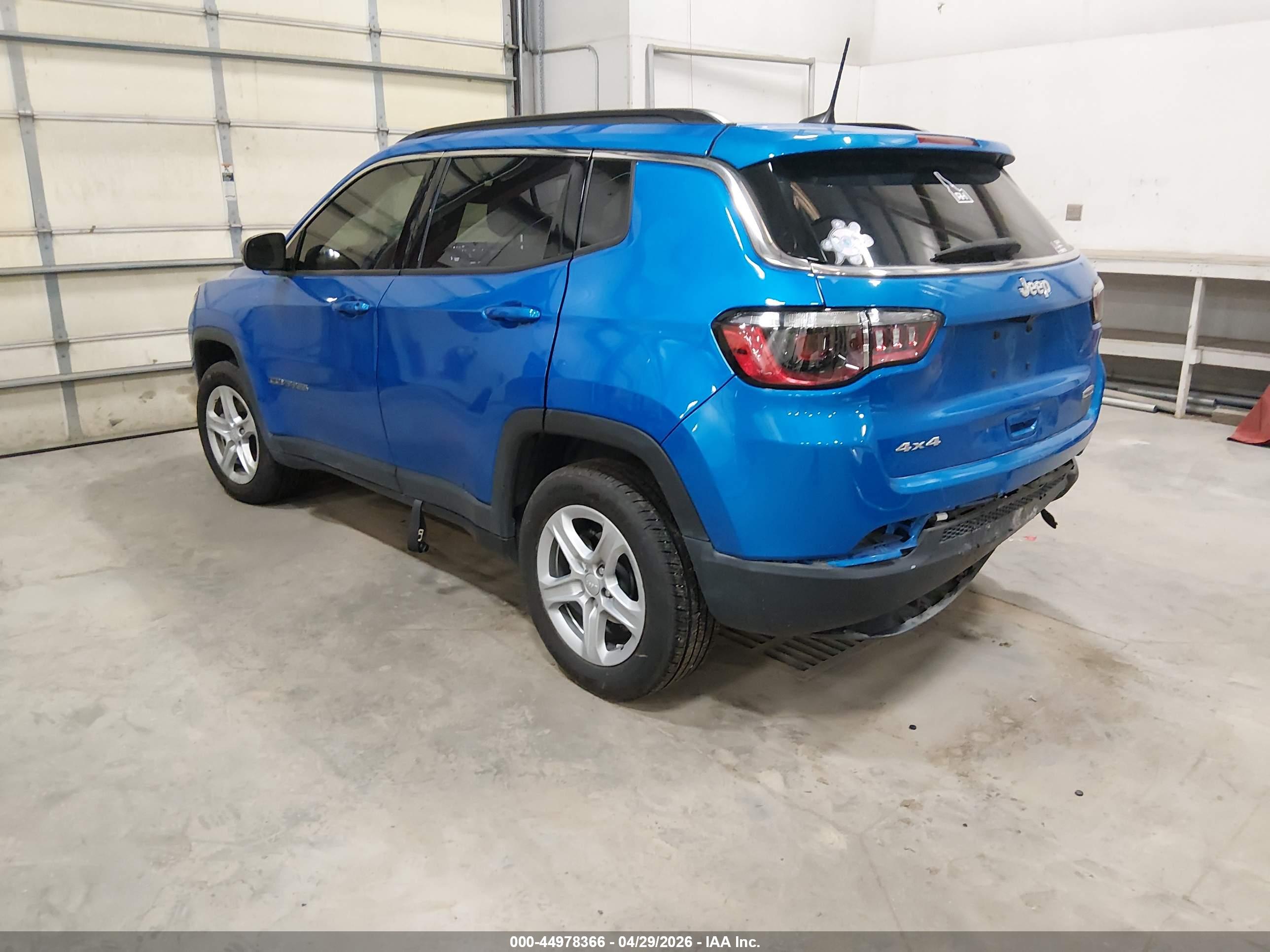 JEEP COMPASS image 3