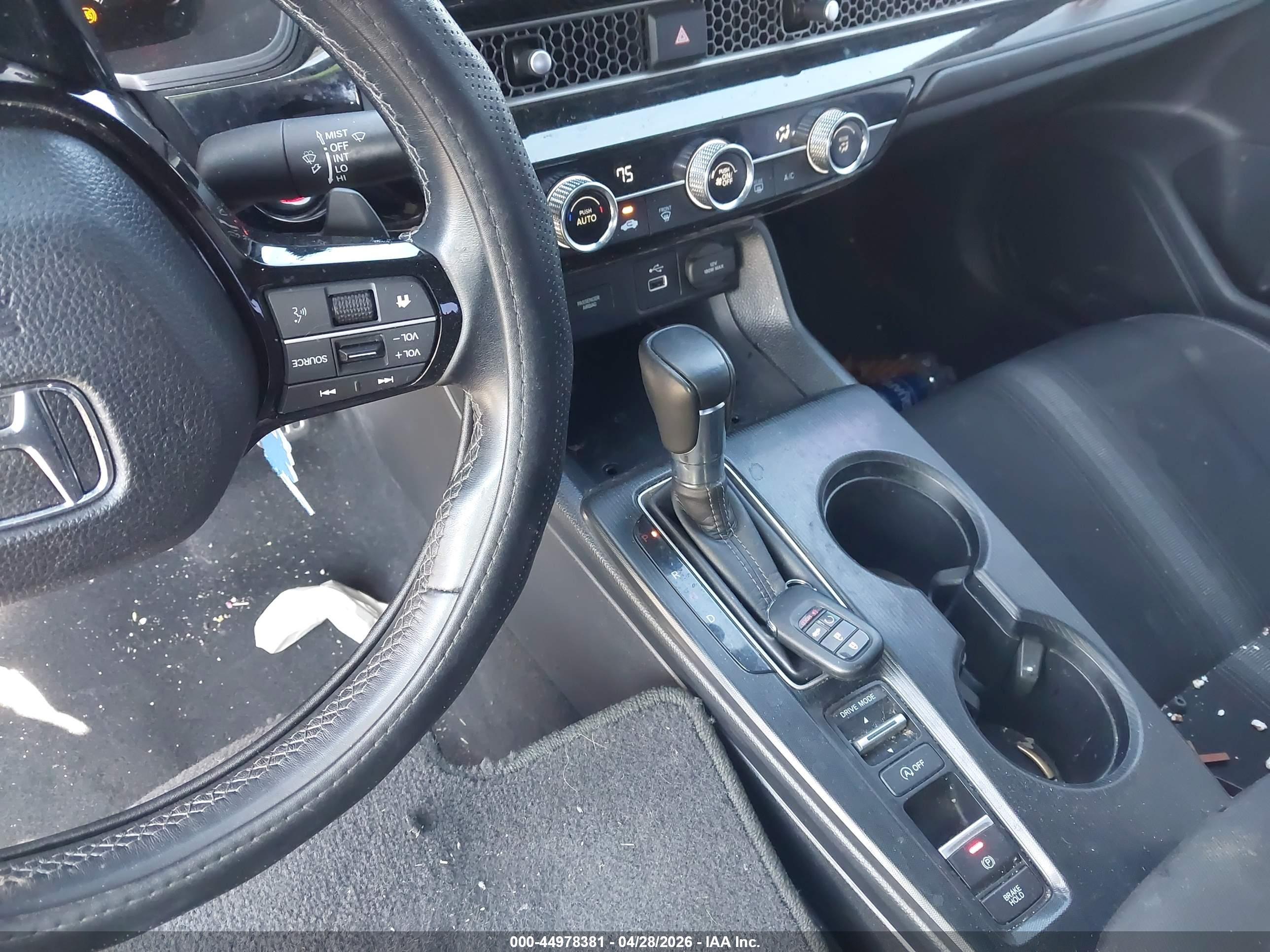 HONDA CIVIC image 11