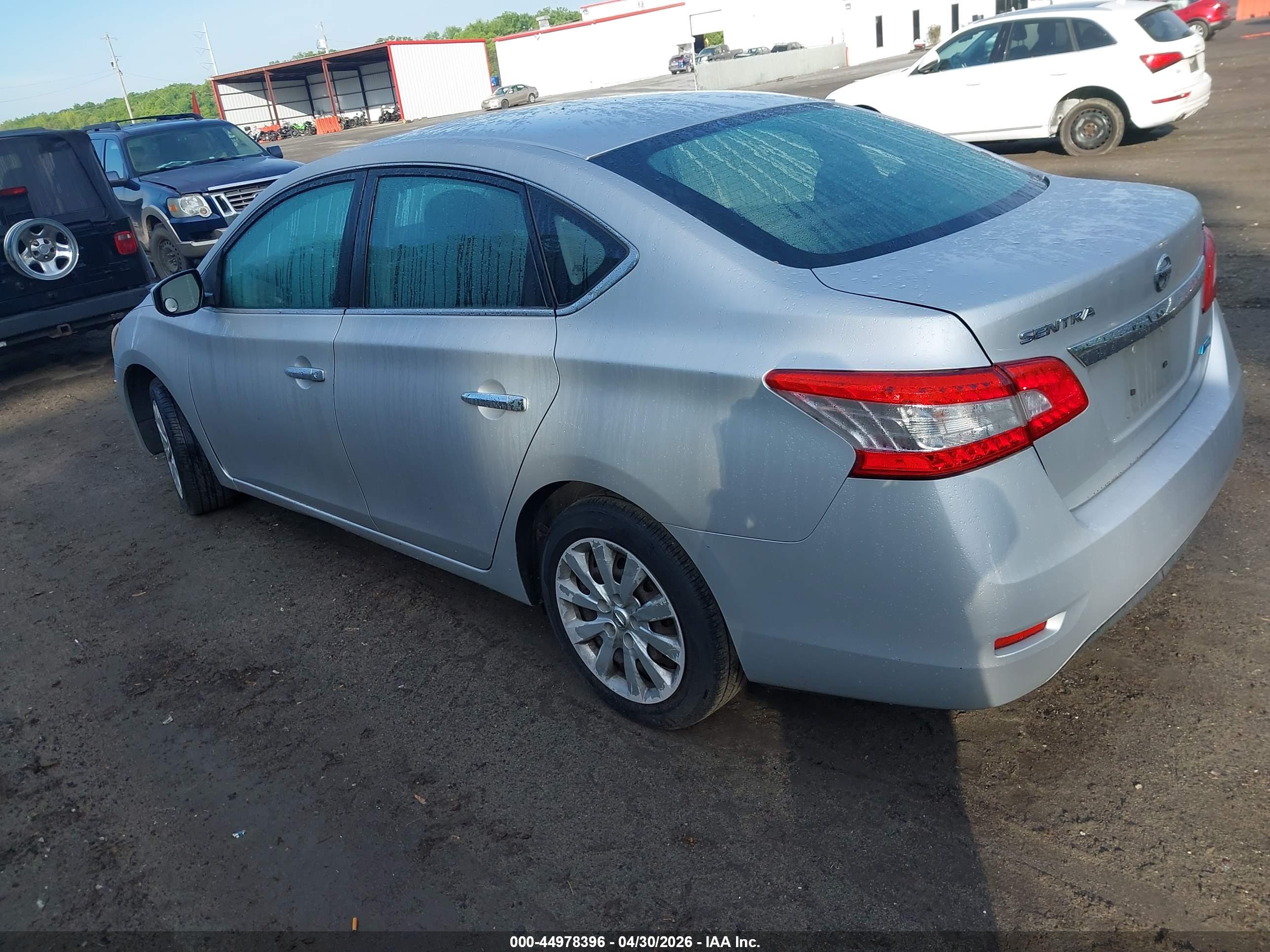NISSAN SENTRA image 3