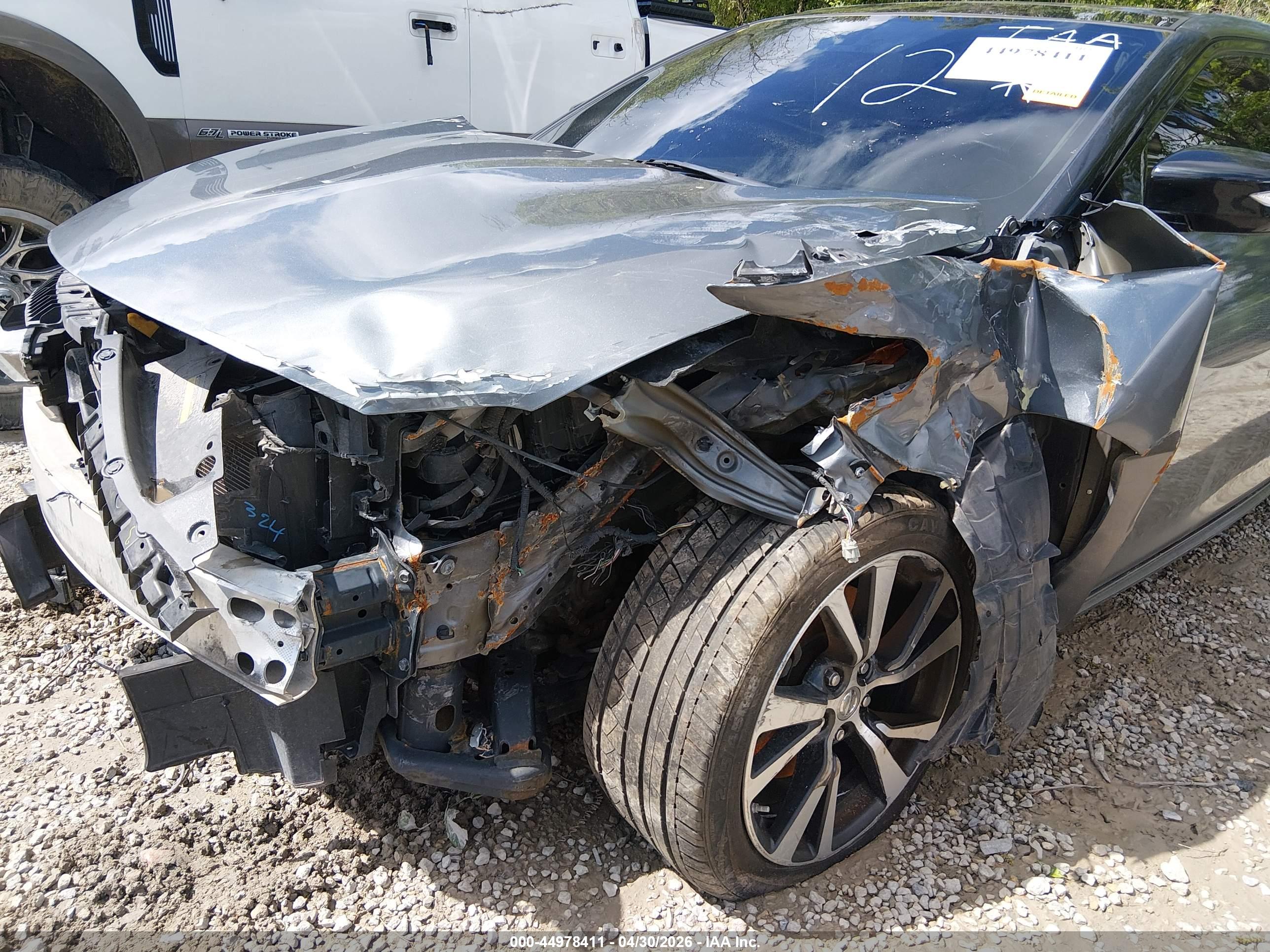 NISSAN MAXIMA image 6
