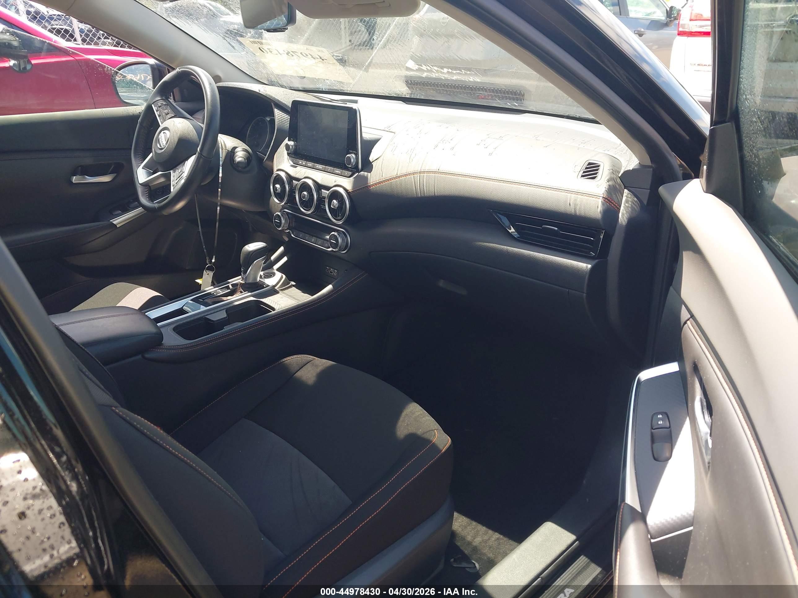 NISSAN SENTRA image 5